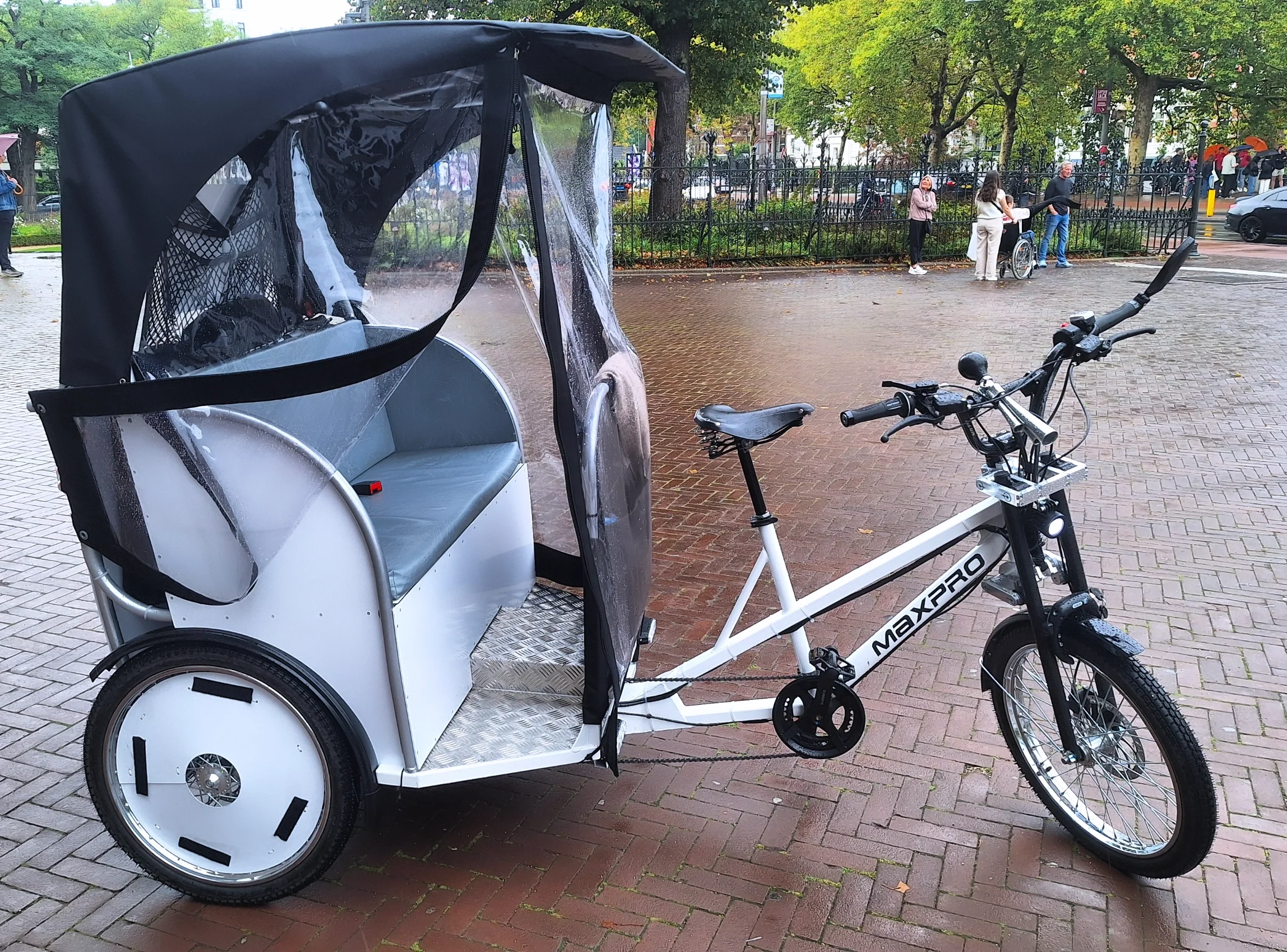 Rickshaw-Bike Taxi-Fietstaxi-City Tours-Amsterdam