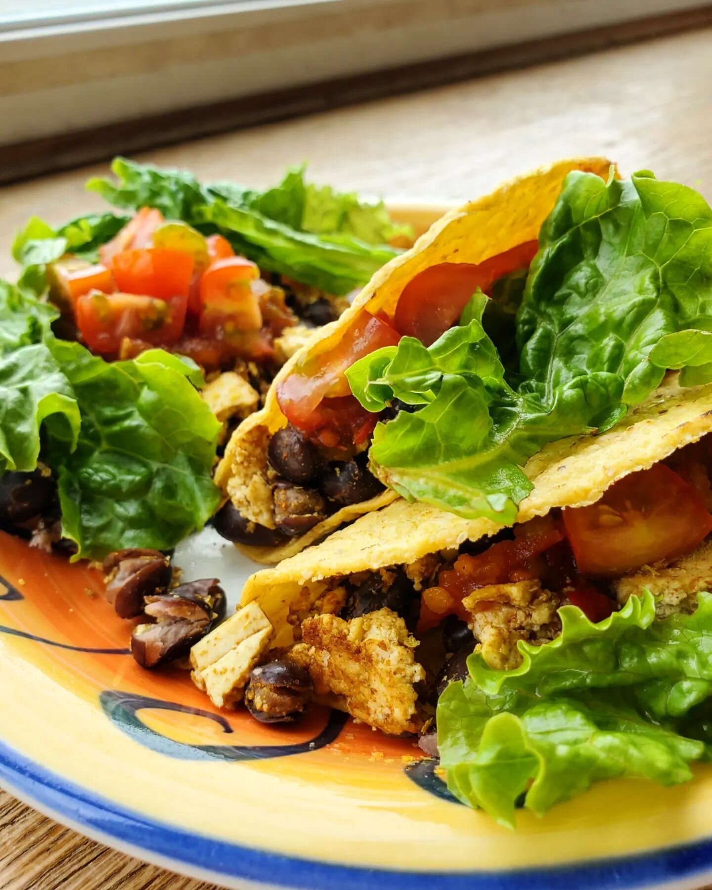 t a c o s 🌮

a lifetime favorite with a plant-based spin 🥬🍅

🌮 crumbled tofu &amp; black bean base; spiced with cumin, chili powder, curry powder, pepper &amp; salt
🌮 cherry tomatoes &amp; romaine 
🌮 homemade canned salsa
🌮 nutritional yeast
?