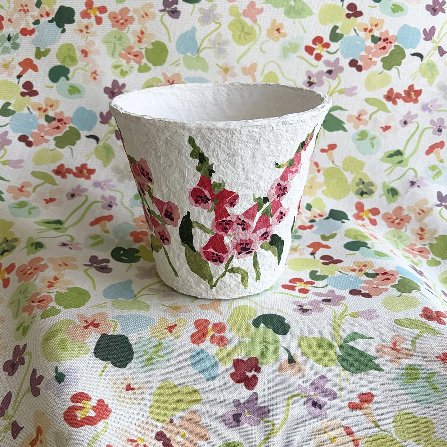 cachepot_foxglove1.jpg