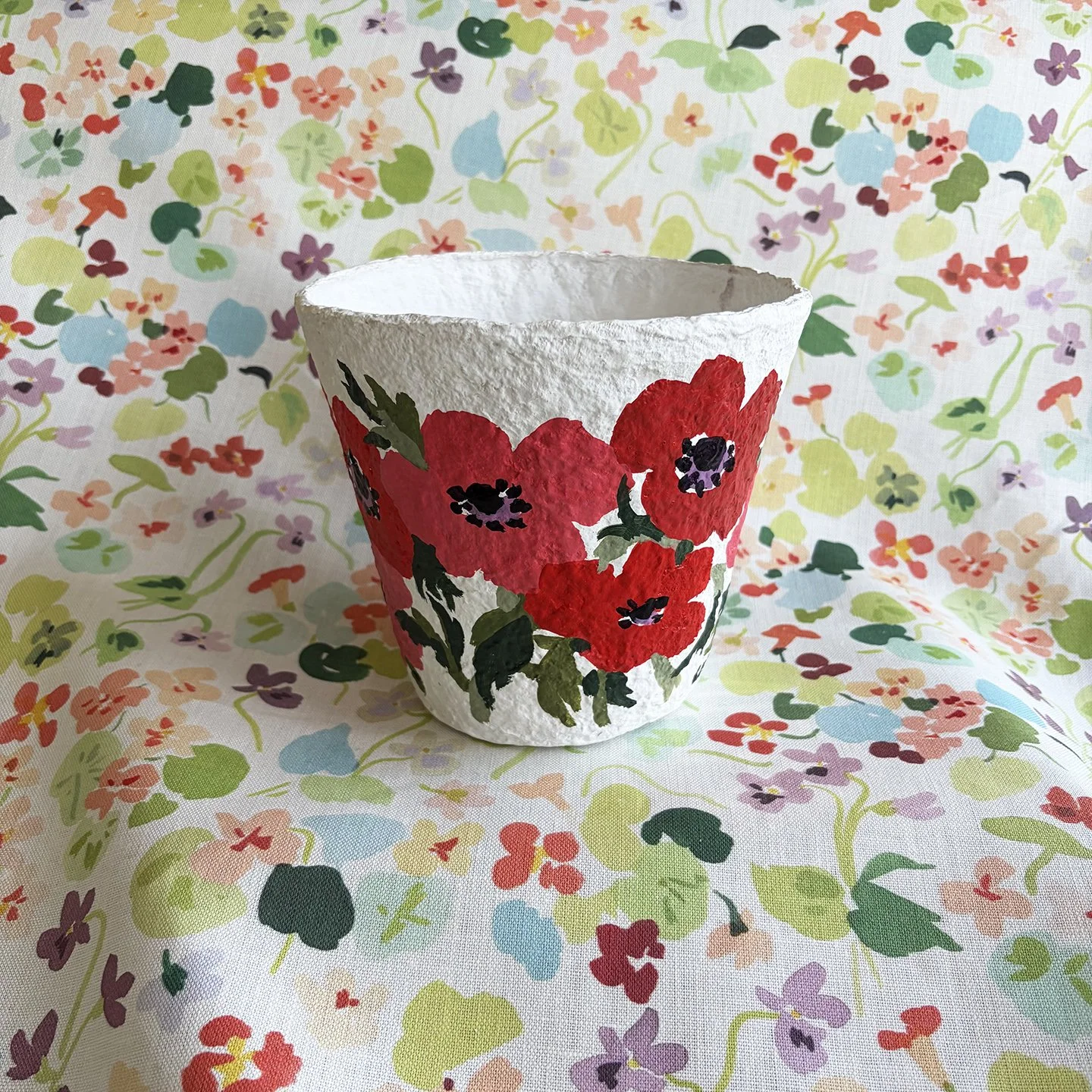 cachepot_anemone_1.jpg