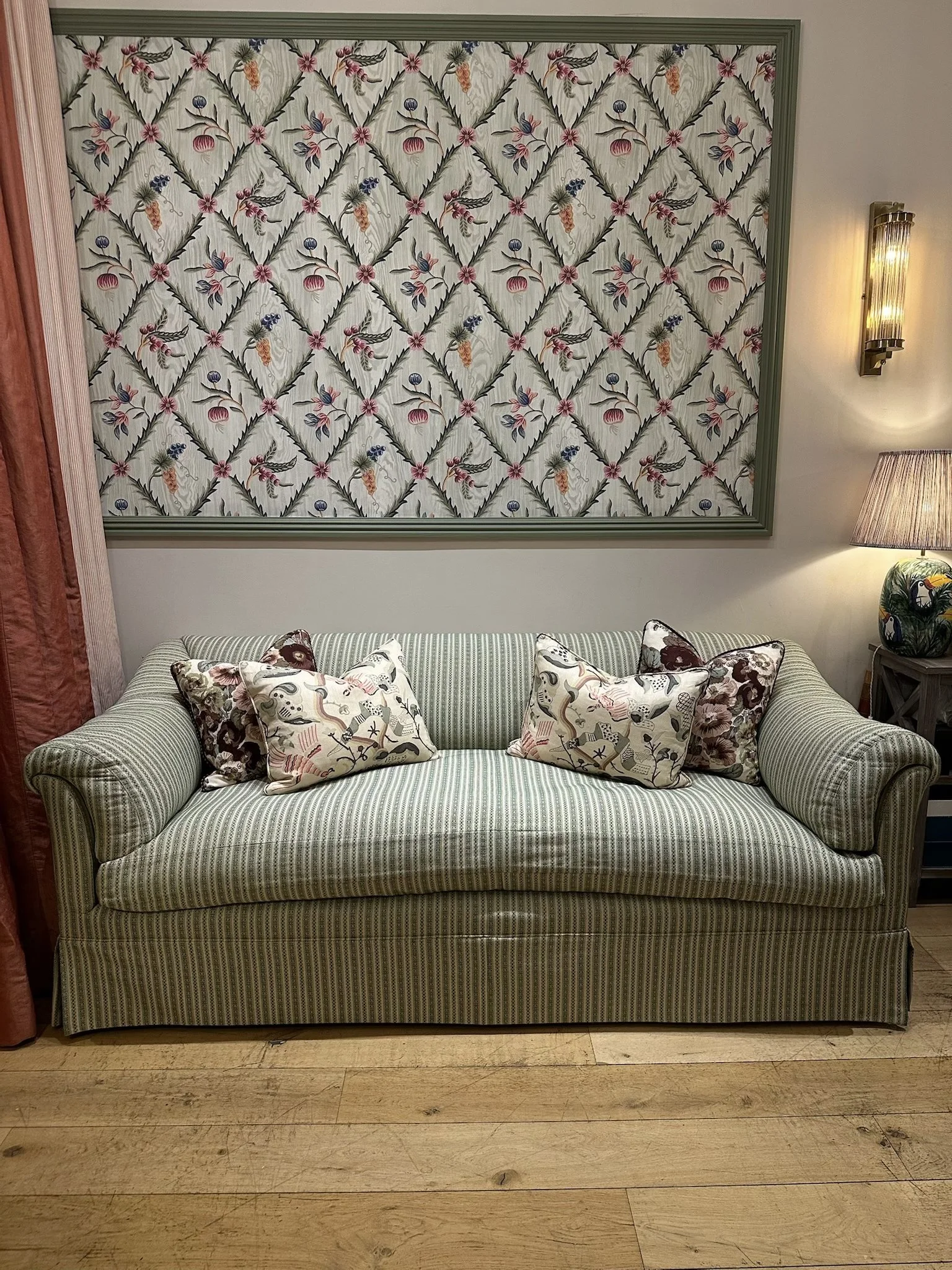 Portalington Sofa Primary Image 01.jpg