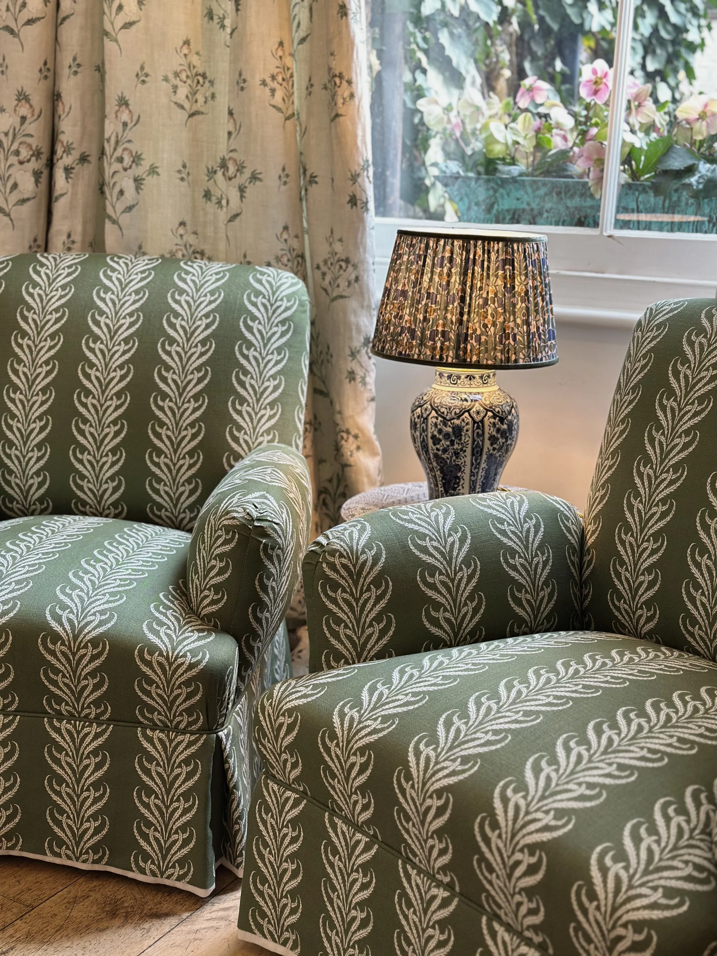 Pair of Cinny Armchairs 02.jpg