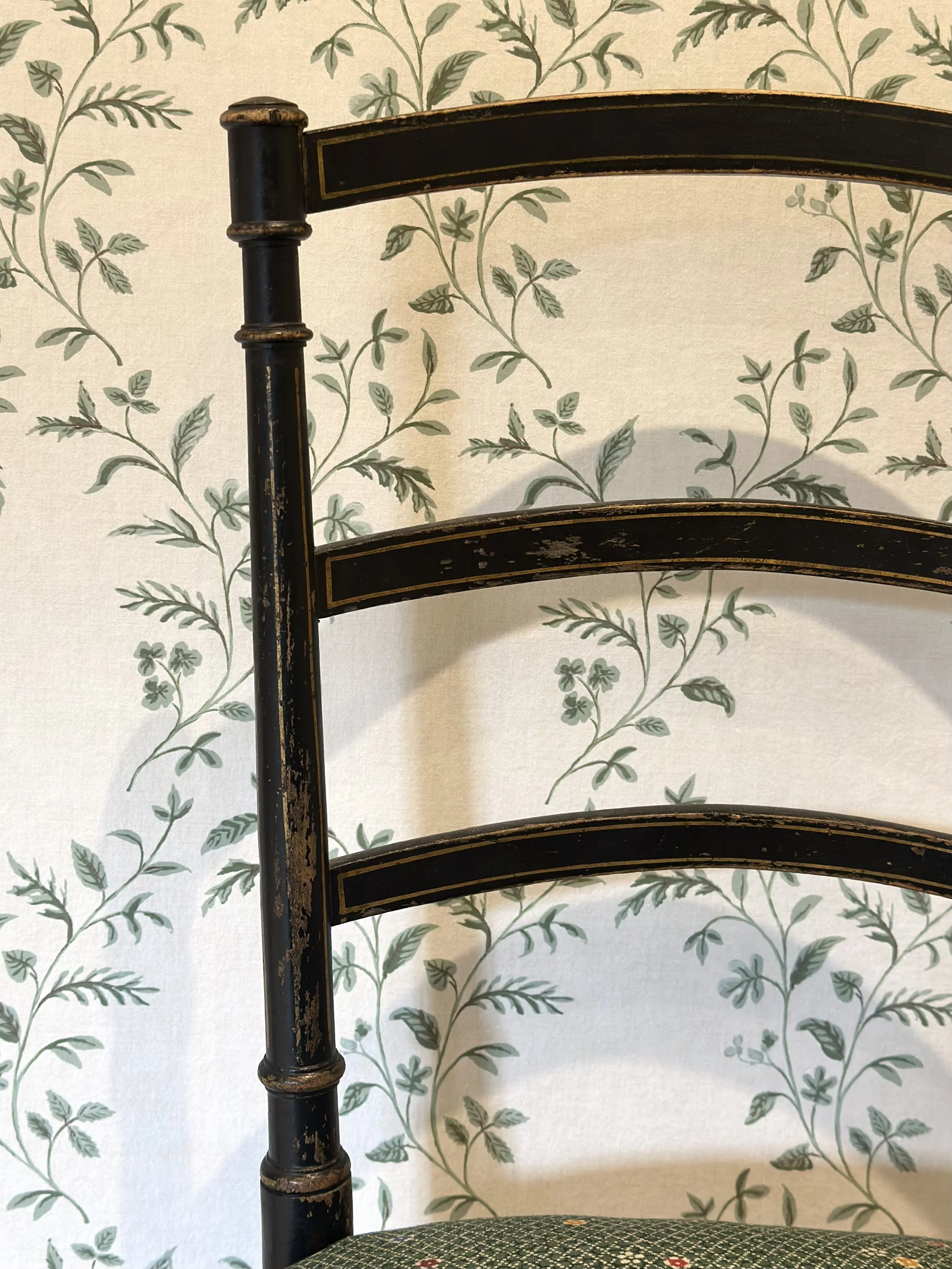 Pair of Chairs 11.jpg