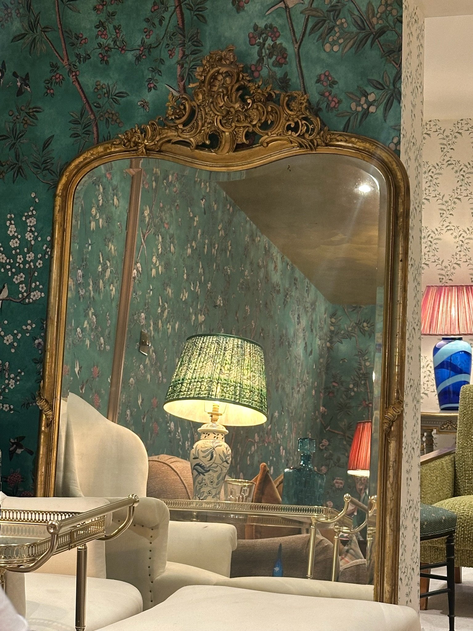 Susan Osbourne Showroom 02.jpg