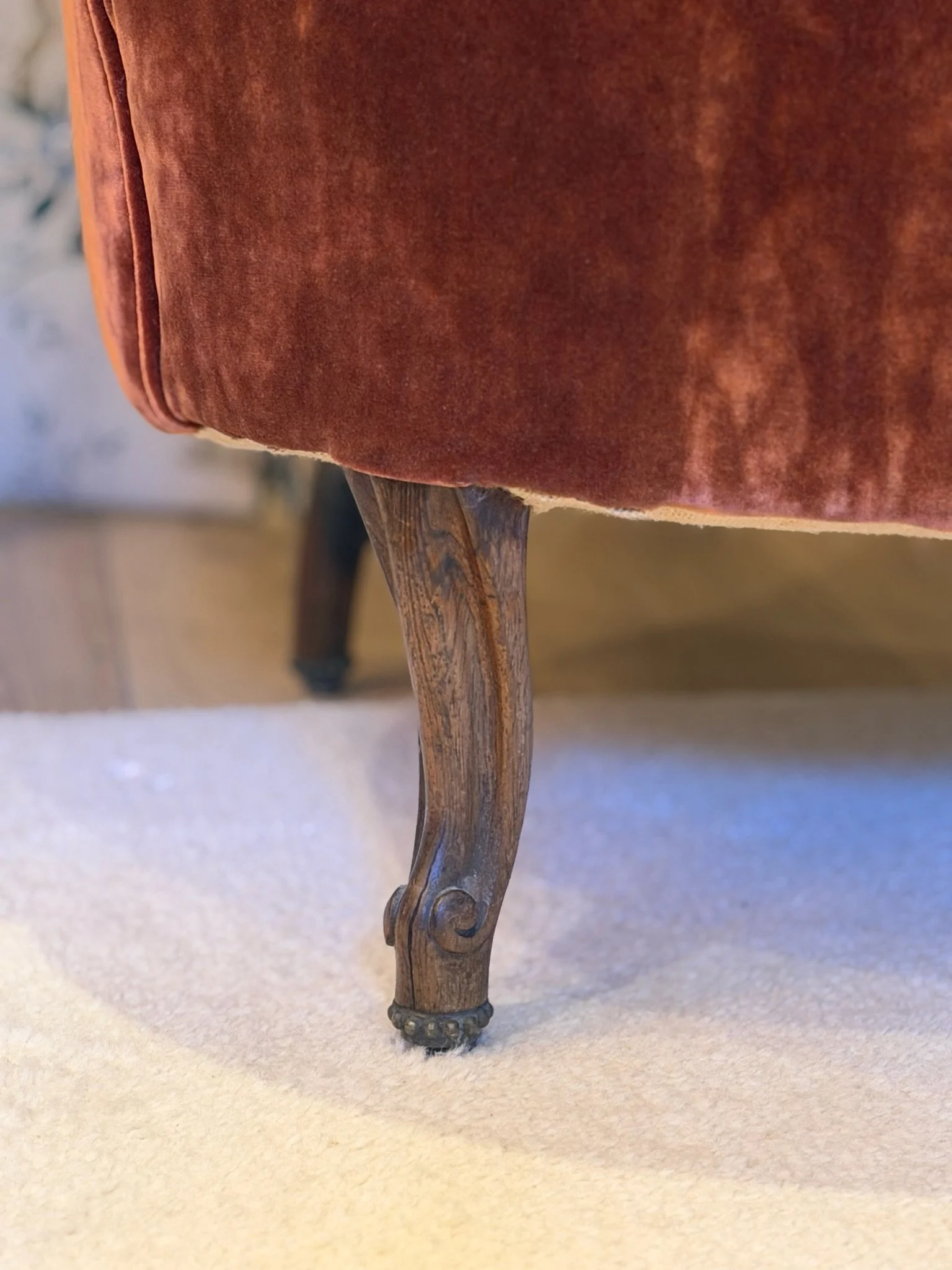 Velvet Crapaud 005.JPG