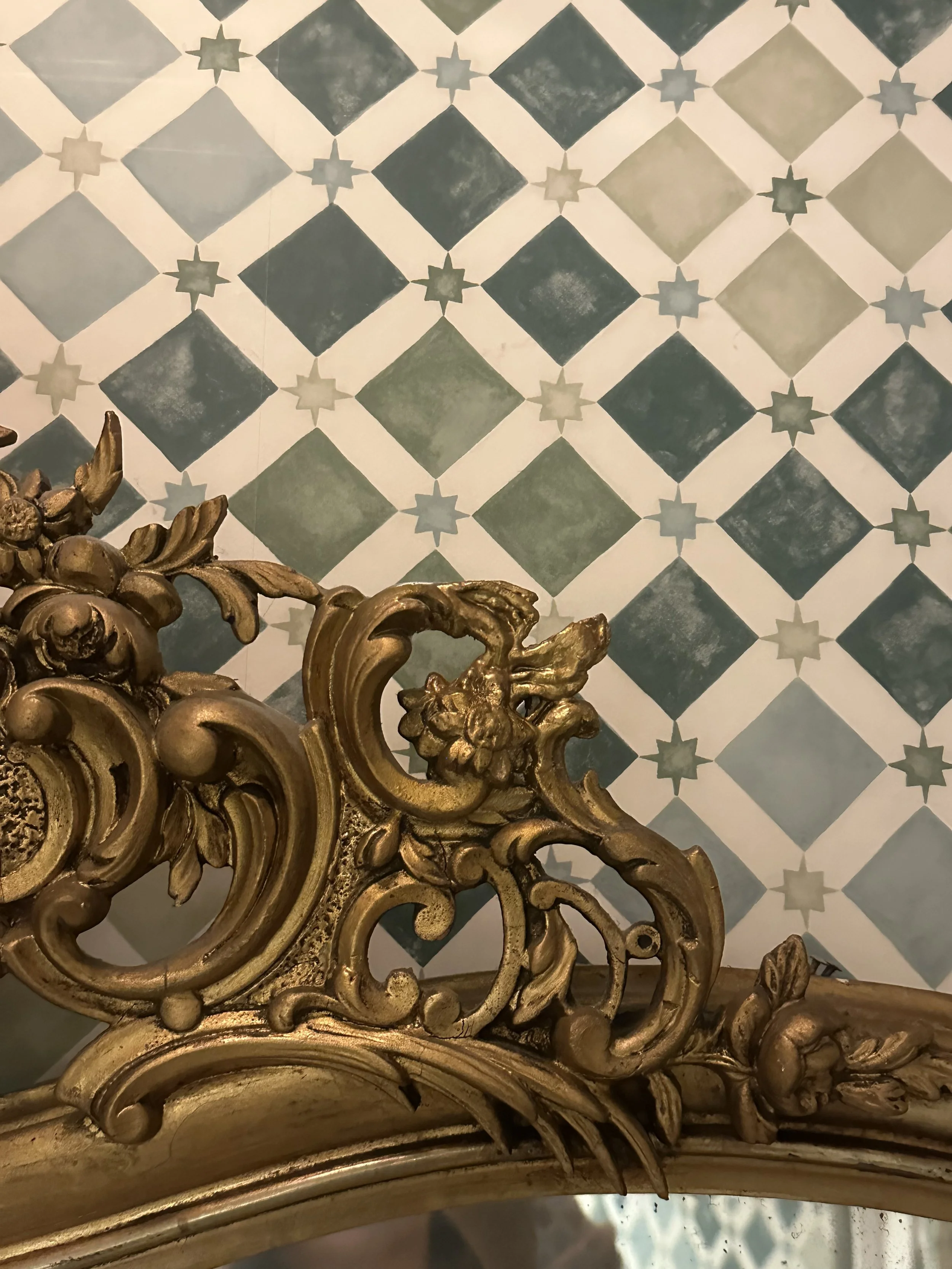 Pre-Revolutionary Mirror 05.jpg