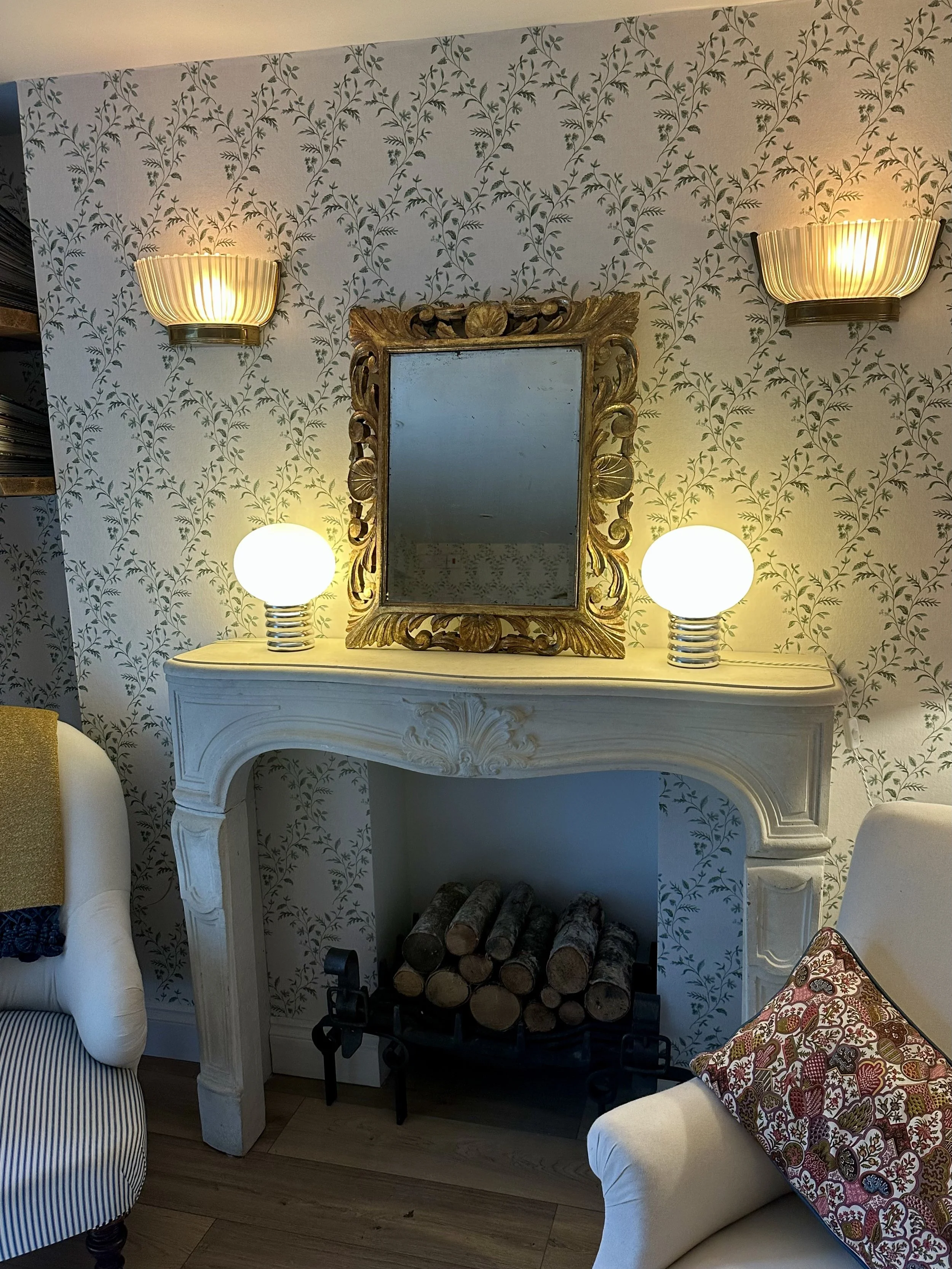 Mantel Mirror 08.jpg