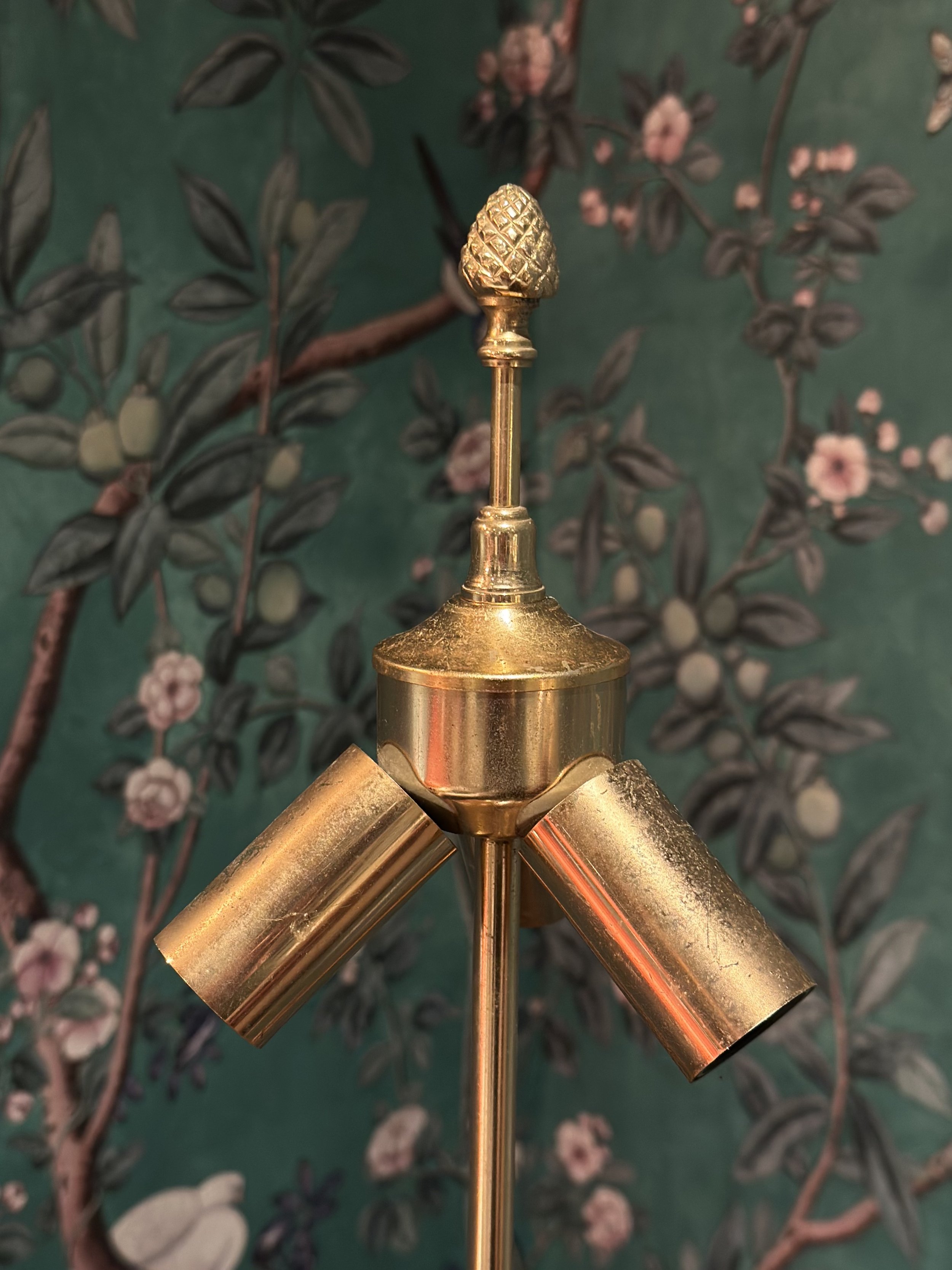 Baccarat Lamp 06.jpg