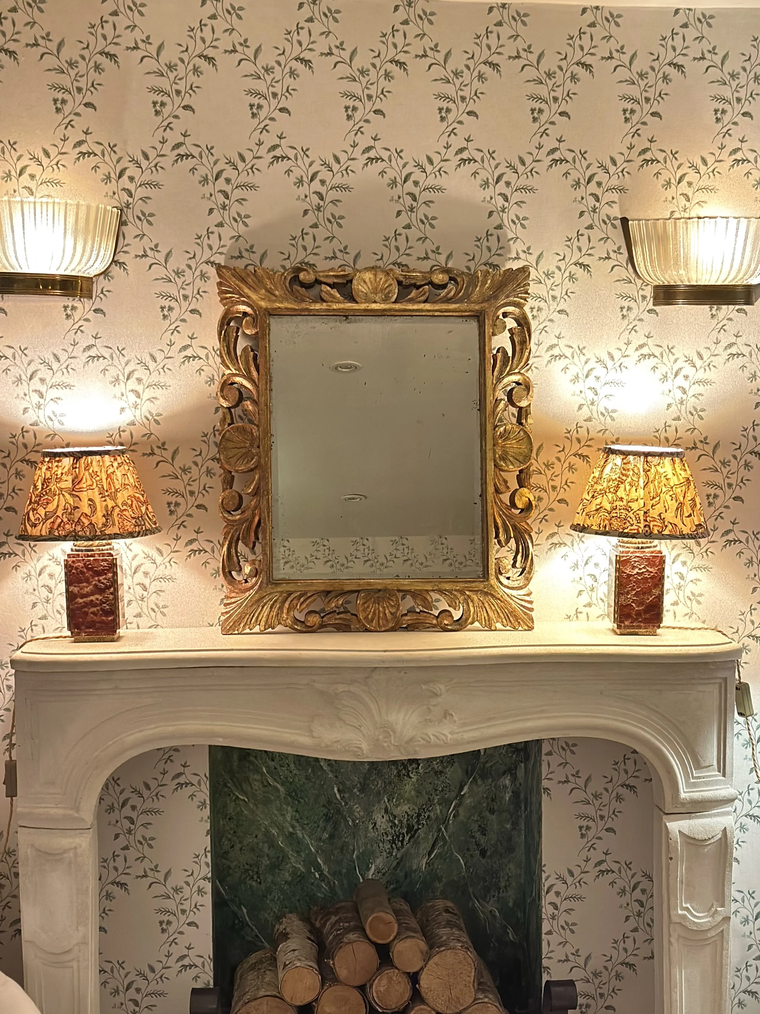 Mantel Mirror 06.jpg