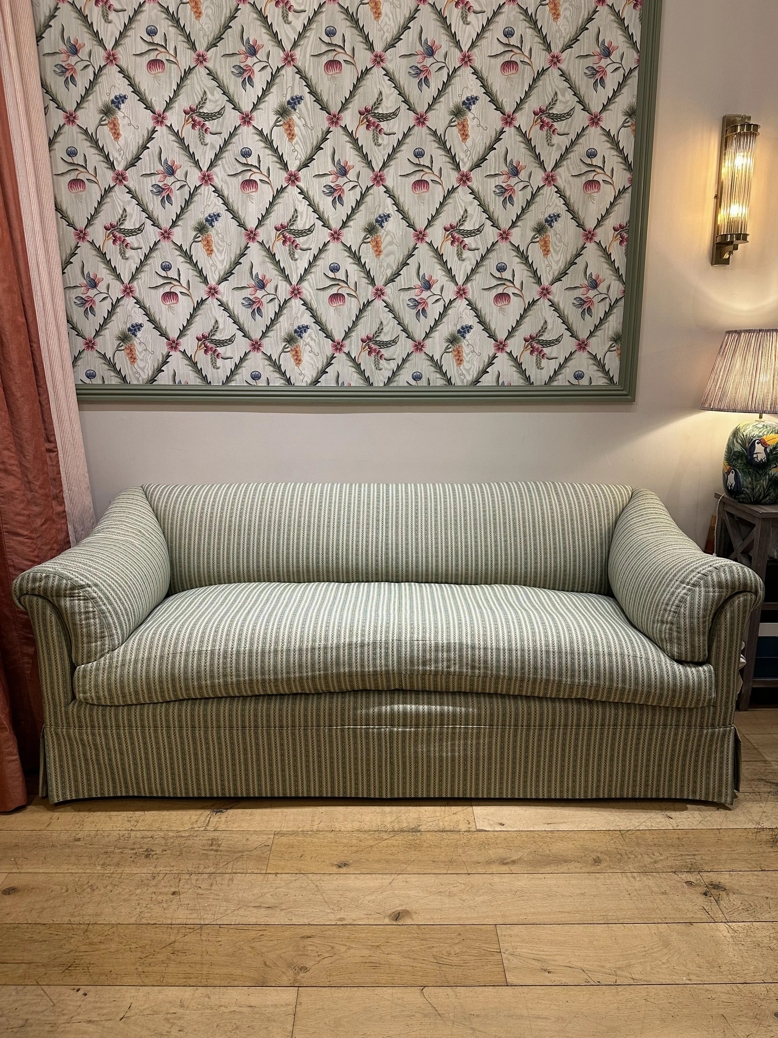 Portalington Sofa 06.jpg