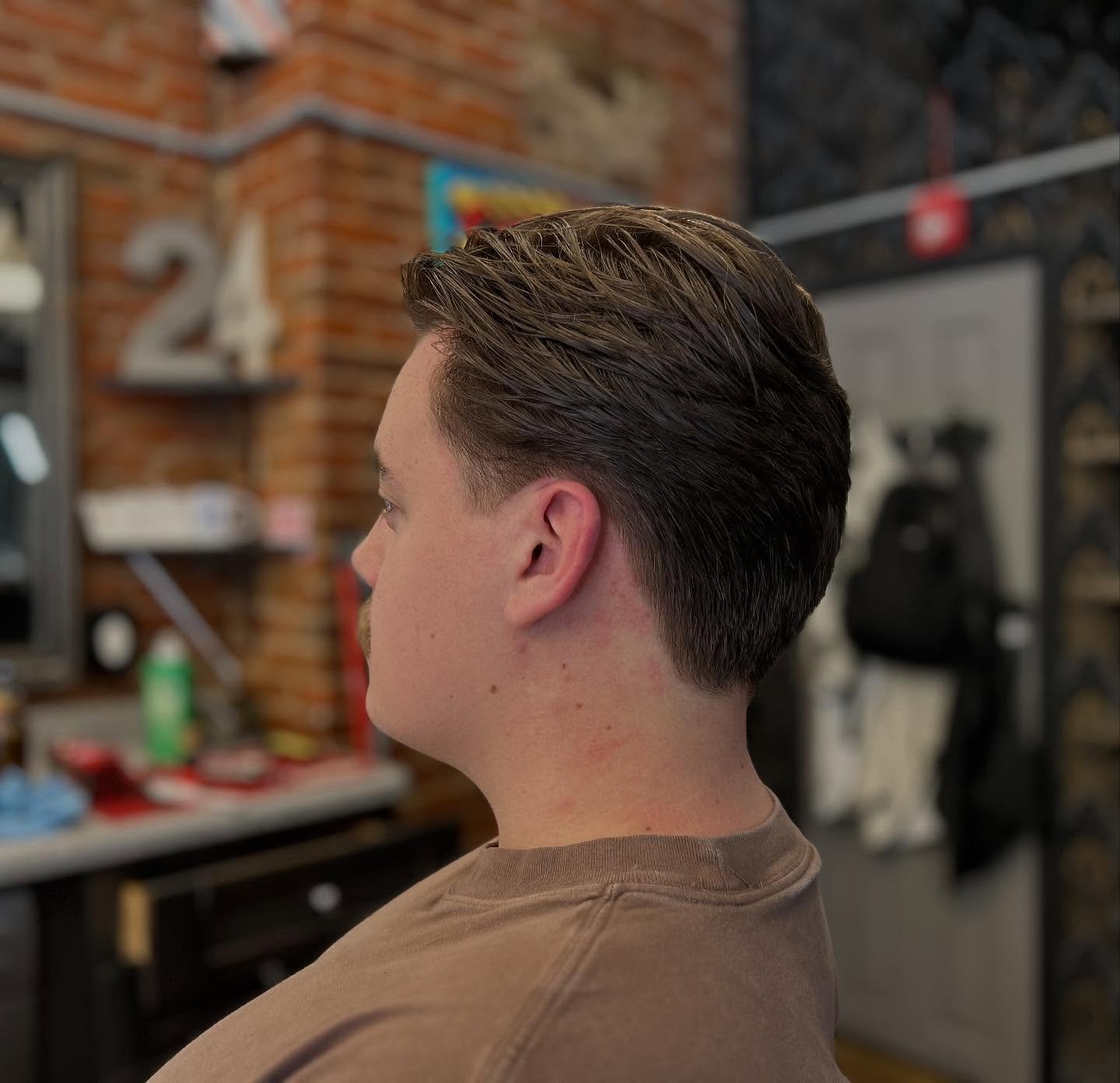 Thanks for coming in!! @hunter_gutt 

Service: Classic men&rsquo;s cut
Ask for: Classic slick back 

Styled w/: @shearrevival Commonwealth

#PhillyBarber #PhillyBarbershop #SharpBarber