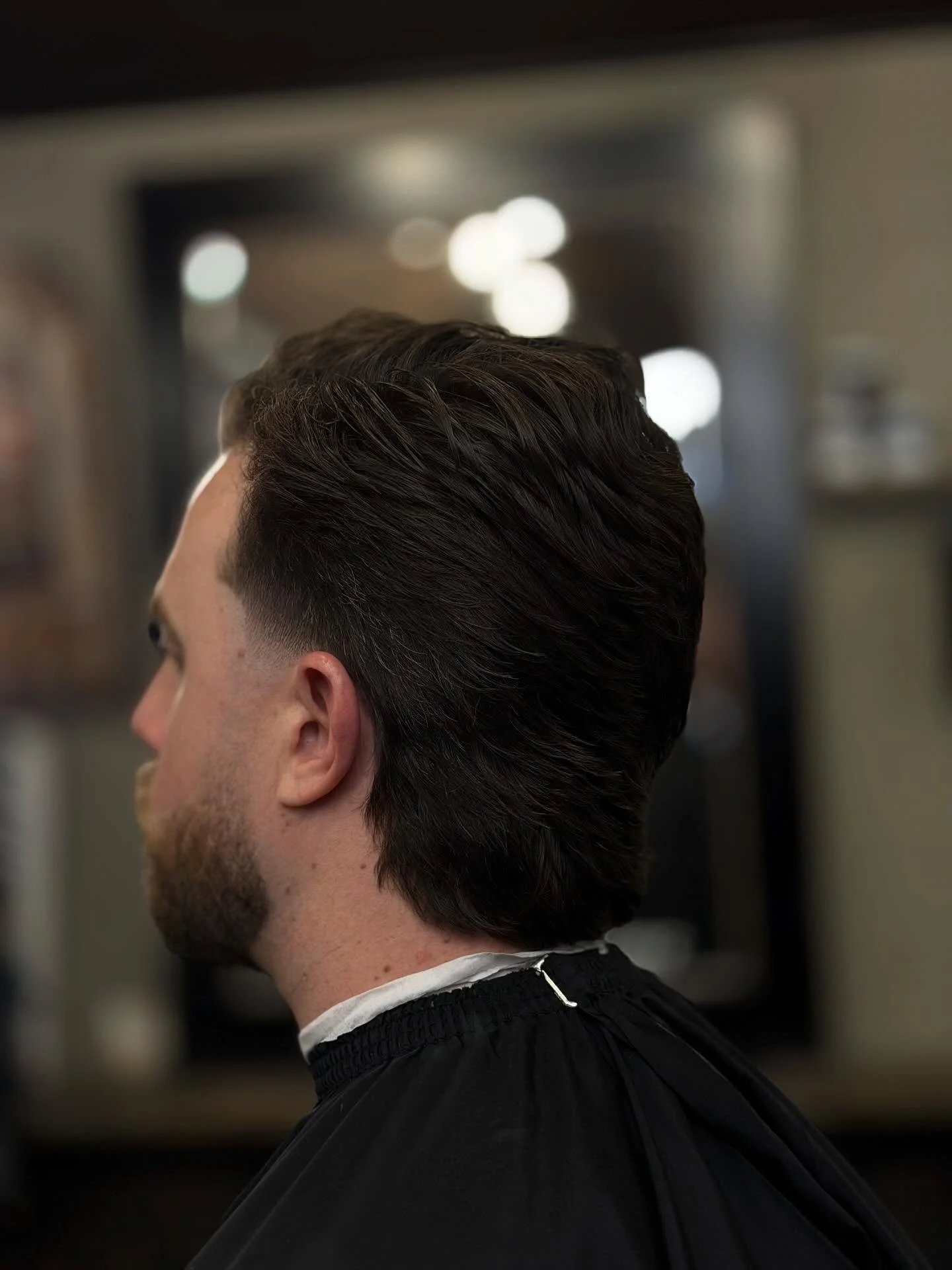 Full scissor cut for natural texture and flow ✂️

@jose____d 

#barberon24th #scissorcut #menshair #mensstyle #barberon24th #classicmenshair #barbershopculture #taperedcut #menshair #barberlife #mensstyle #barbercraft #womenownedphilly