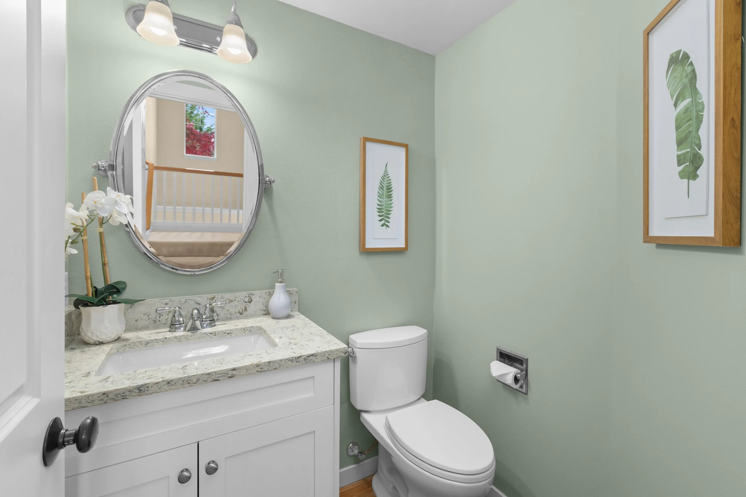 20 - Half Bath.jpg