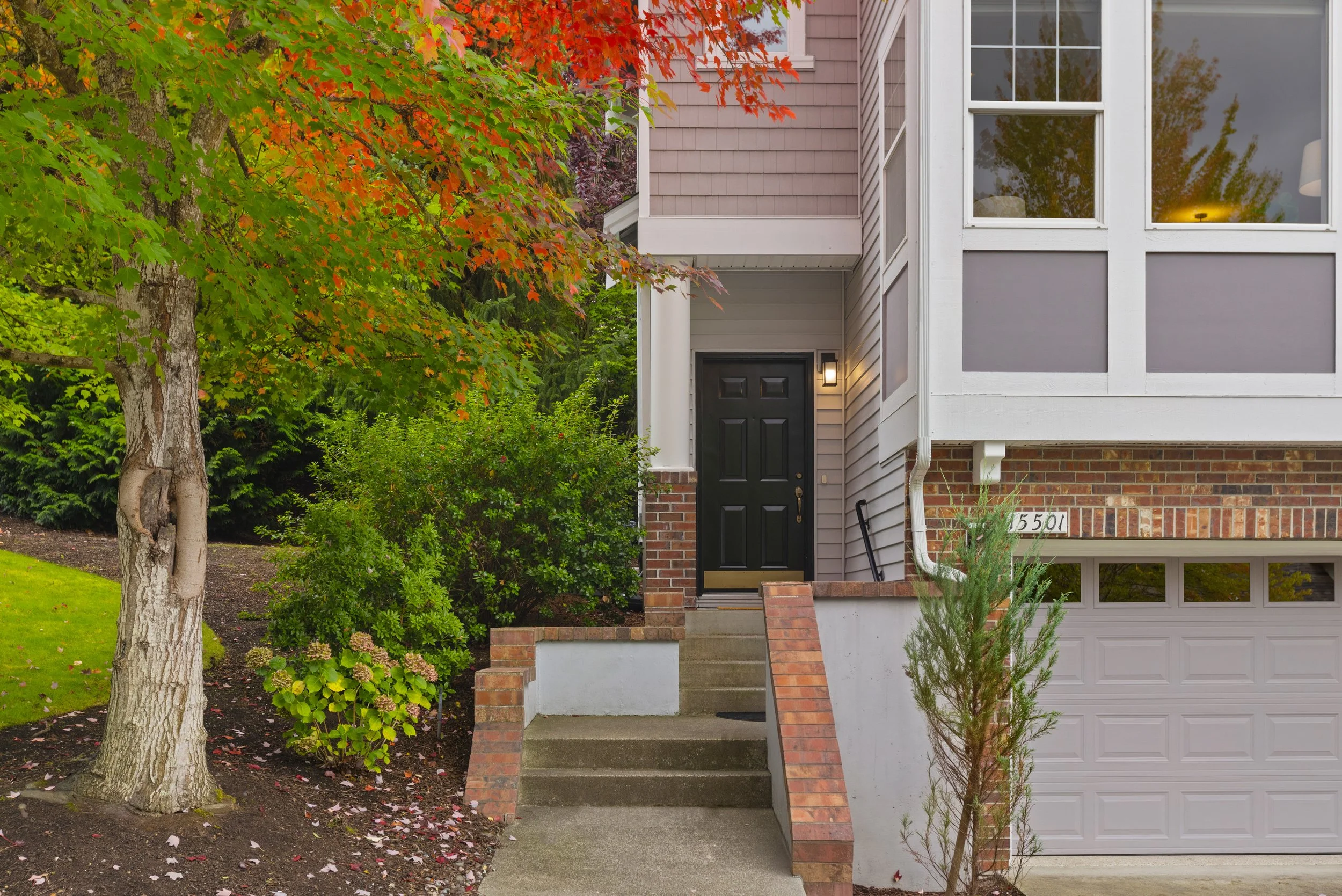 5 - Front Door 5.JPG