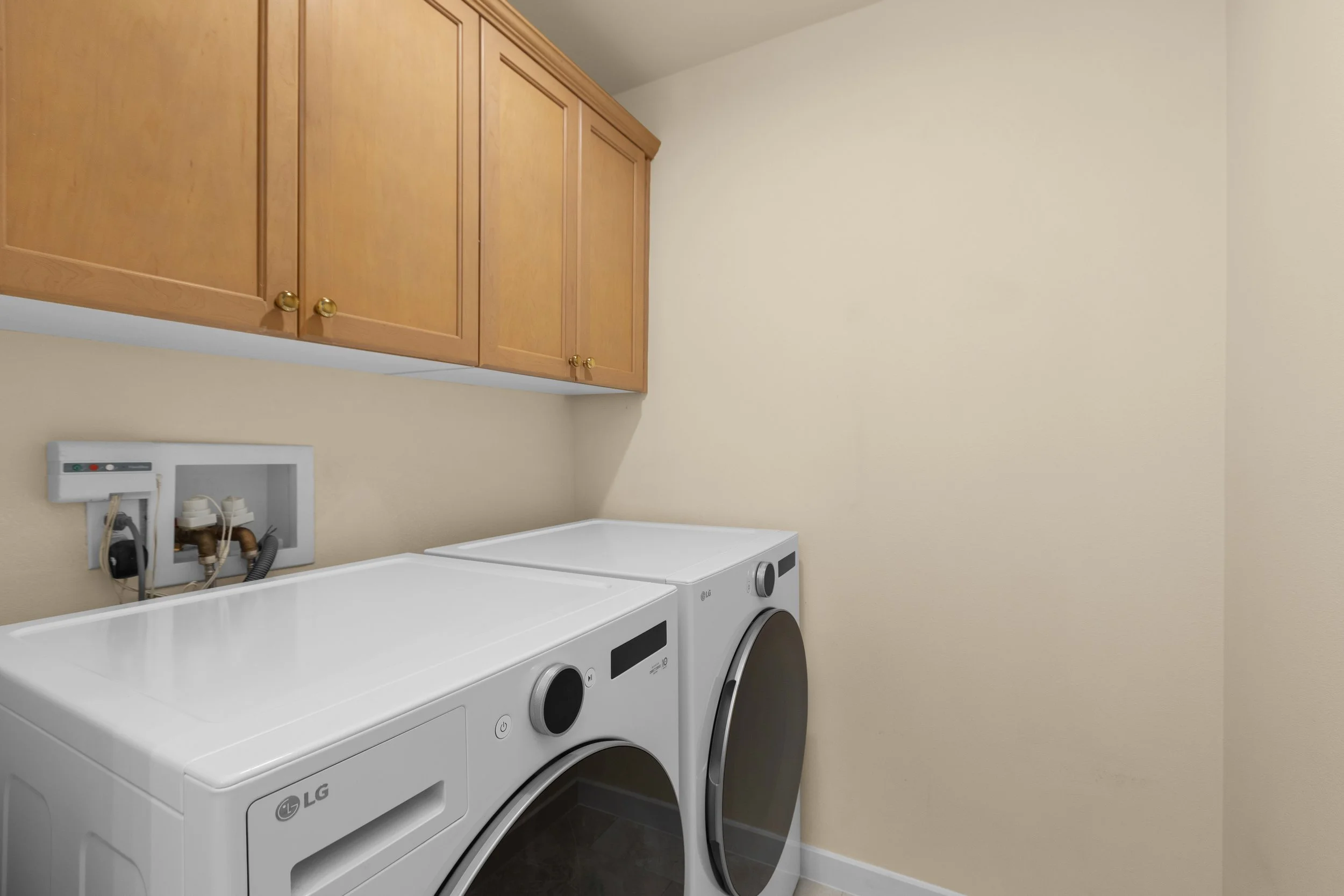 30 - Laundry.jpg