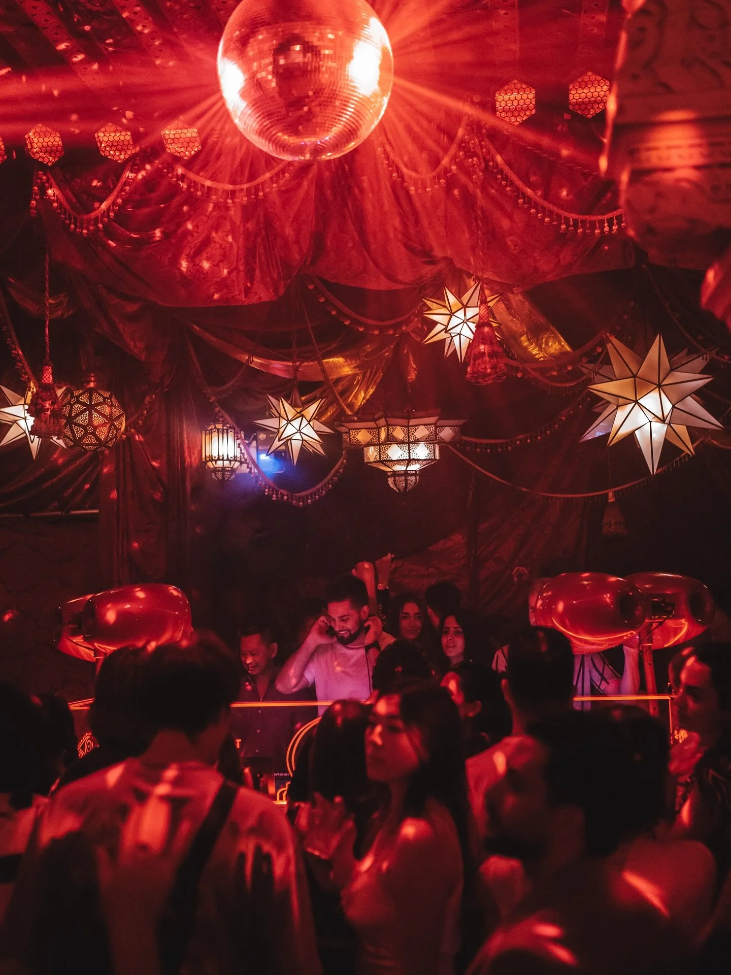 TBT to @jean_vayat last set at Members 🪬
He&rsquo;s back tonight &mdash; same energy, new journey.

See you on the dance floor 👀🕺