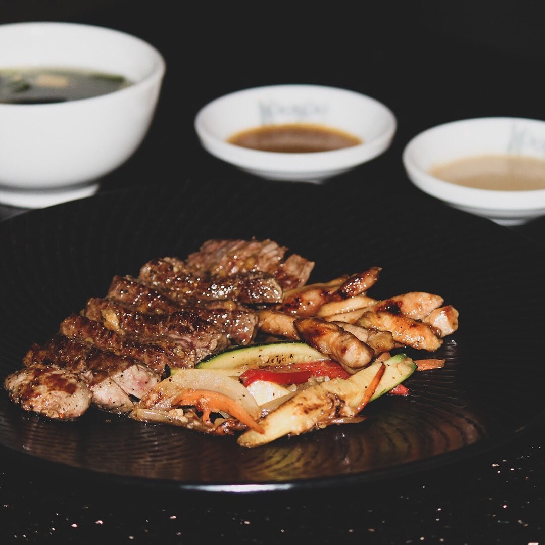 Have you tried our HAPPY HOUR BANQUET? 🥩🥗
⠀⠀⠀⠀⠀⠀⠀⠀⠀
For only $43PP, our teppanyaki banquet includes chicken, eye fillet steak, your choice of prawn or fish, vegetables, rice, miso soup and our KooKoo salad! 
⠀⠀⠀⠀⠀⠀⠀⠀⠀
Book online now or call 045032