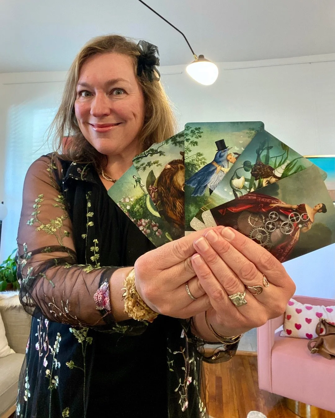 Tarot cards aren&rsquo;t magic. You are. 🔮 If you&rsquo;re craving clarity for what&rsquo;s next or want a mindful check-in with yourself, I&rsquo;ve got two ways to work together on Zoom (or in person here in Richmond &mdash; just message me before