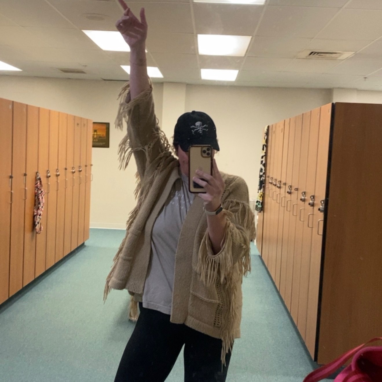 1 year ago, I took my first scuba lesson. 🤿 3 countries, 4 certifications, and 25 dives later, I&rsquo;m currently planning my next adventure. 🗺️ 

I try to make space in my day-to-day life to just slow down, breathe, and observe. The magic always 