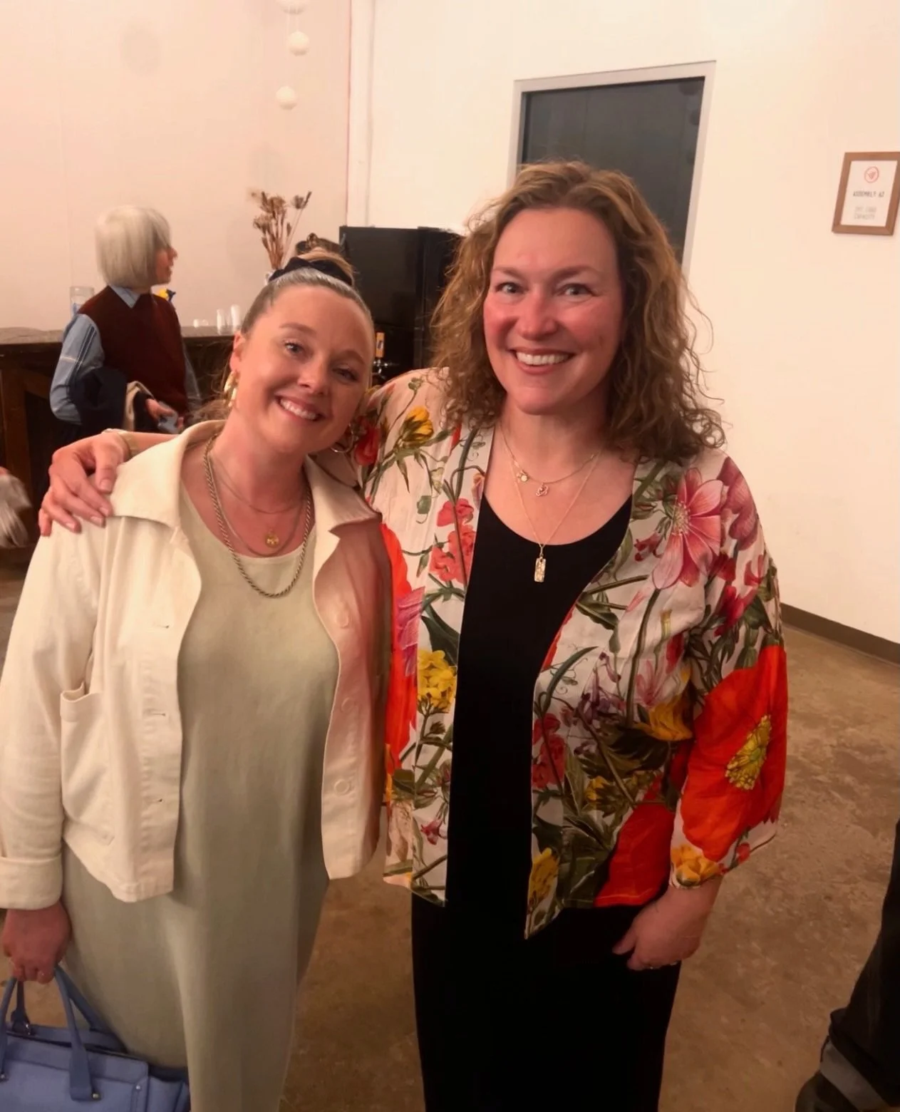 Congrats to Alyssa on launching In The Room, On Purpose! ✨ I was honored to be her first guest on this thoughtful and insightful podcast. Check it out on Apply, Spotify, or her site; bookmark it; and SHARE with the leaders in your lives. Links in her