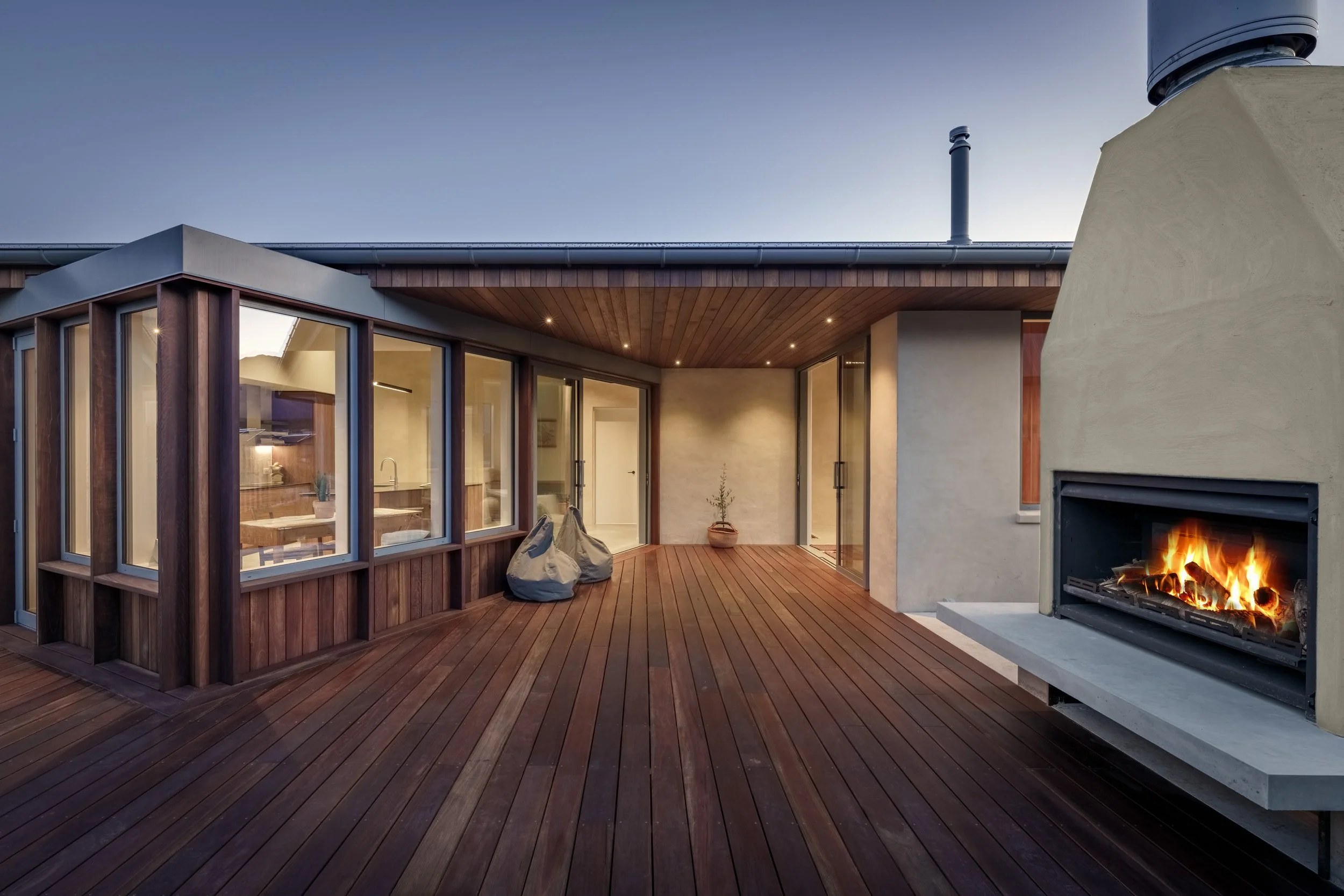 SL400155-HDR-Editawkdun outside.jpg