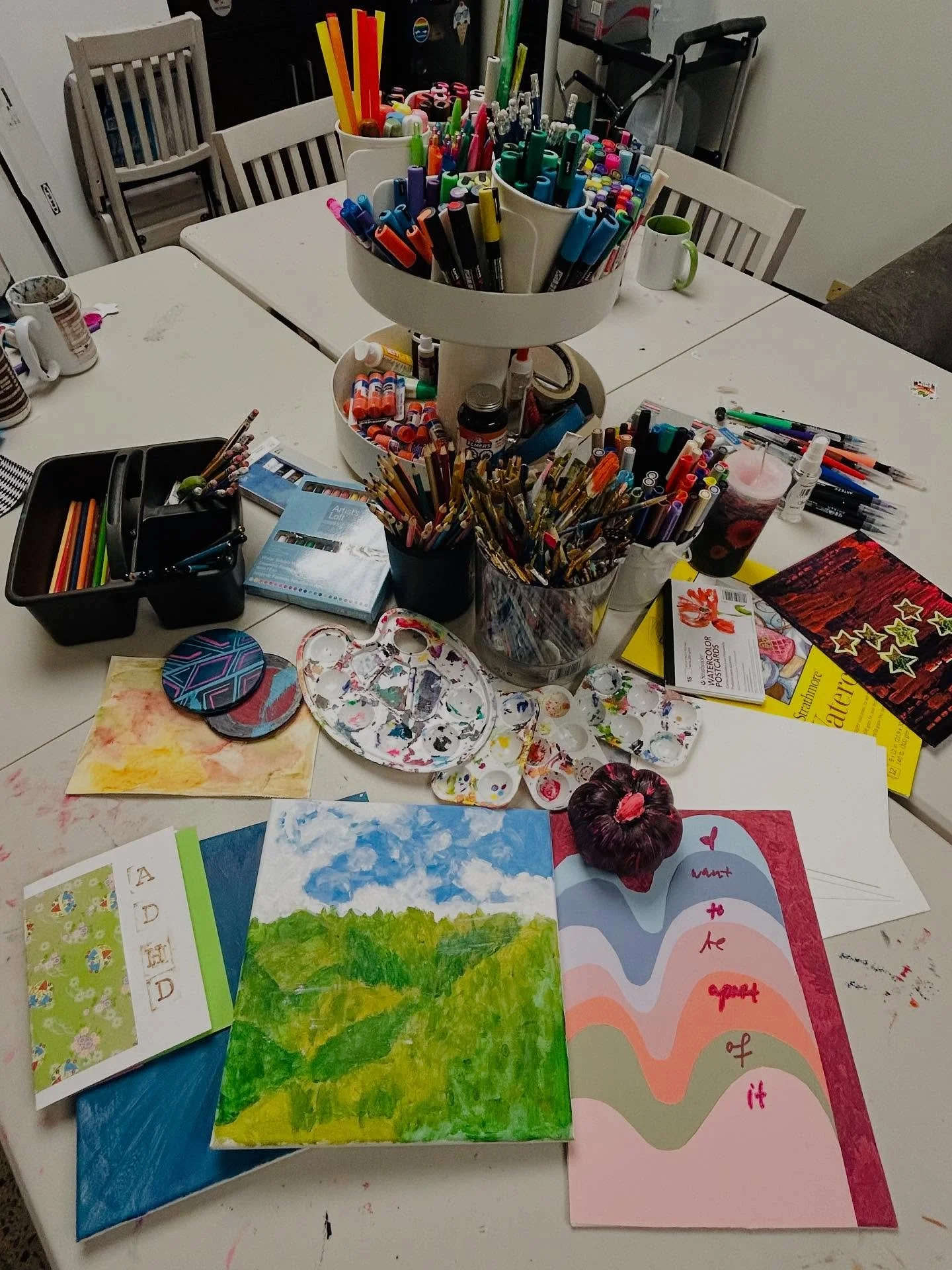 ✨ ABOUT THE SPACE: ✨ 

The art room. 🎨 🖌️ 🧠 We love our #adultadhd therapeutic art group! When I first envisioned this room I wanted a cozy vibe - with plenty of art supplies to choose from. Our philosophy is that art should be accessible, regardl