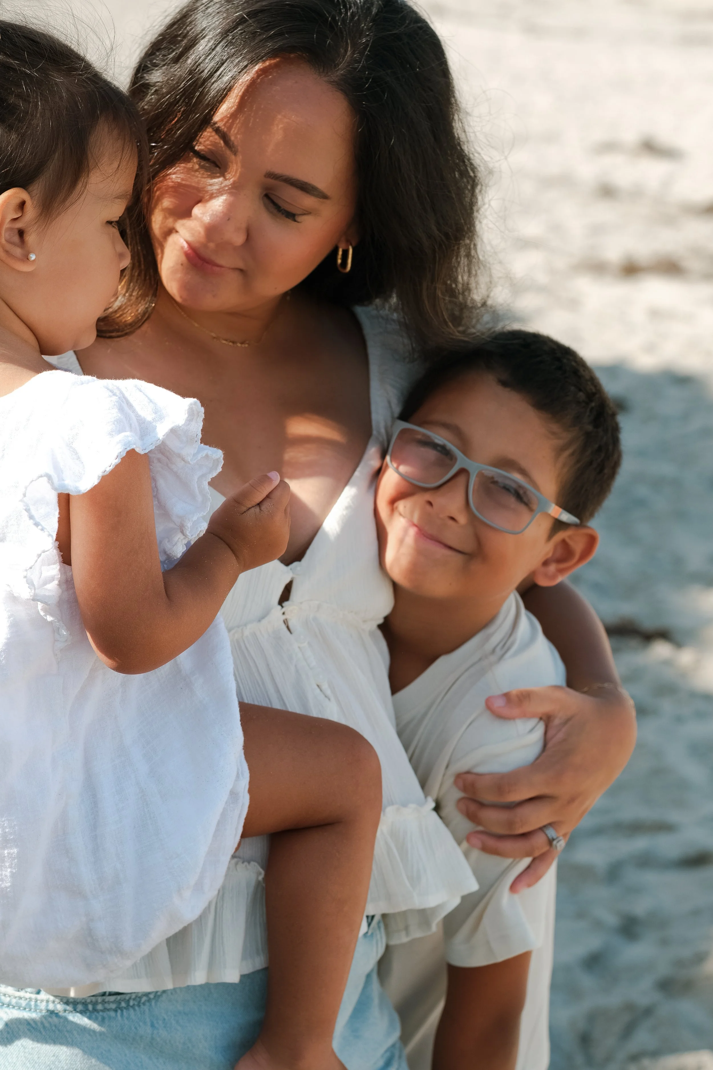 FamilyBeachSession-3523.jpg
