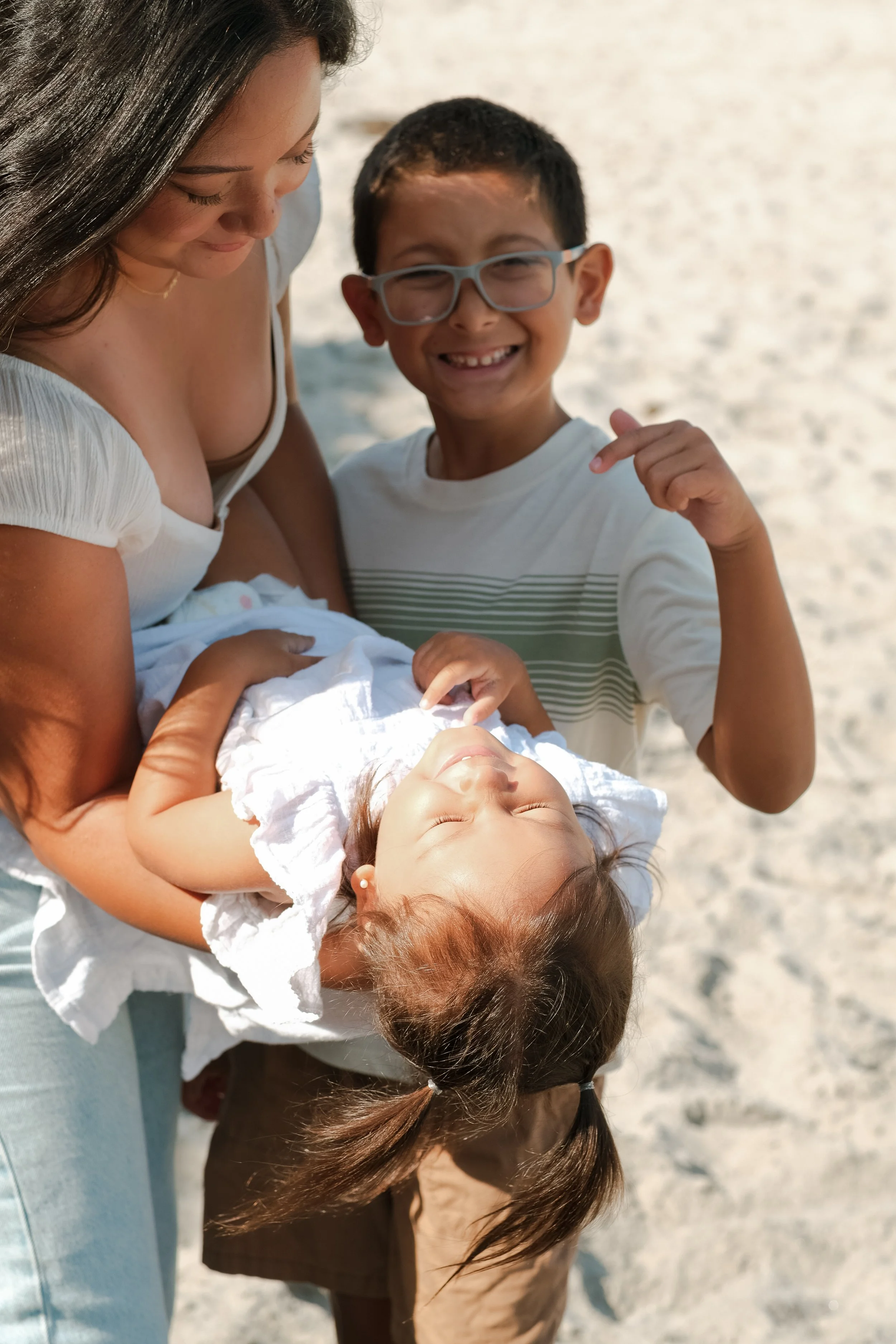 FamilyBeachSession-3537.jpg
