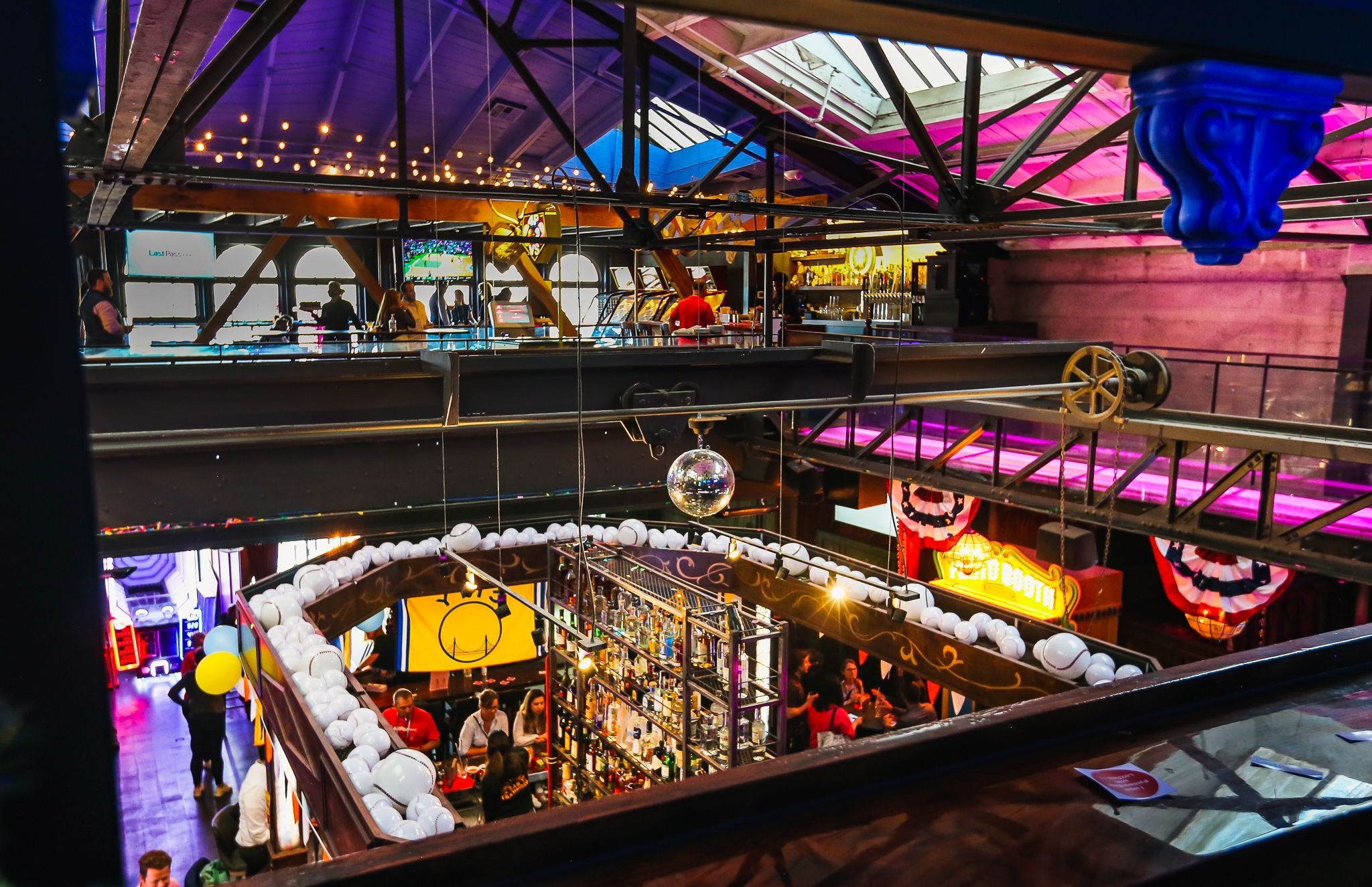 Main bar 2.jpg