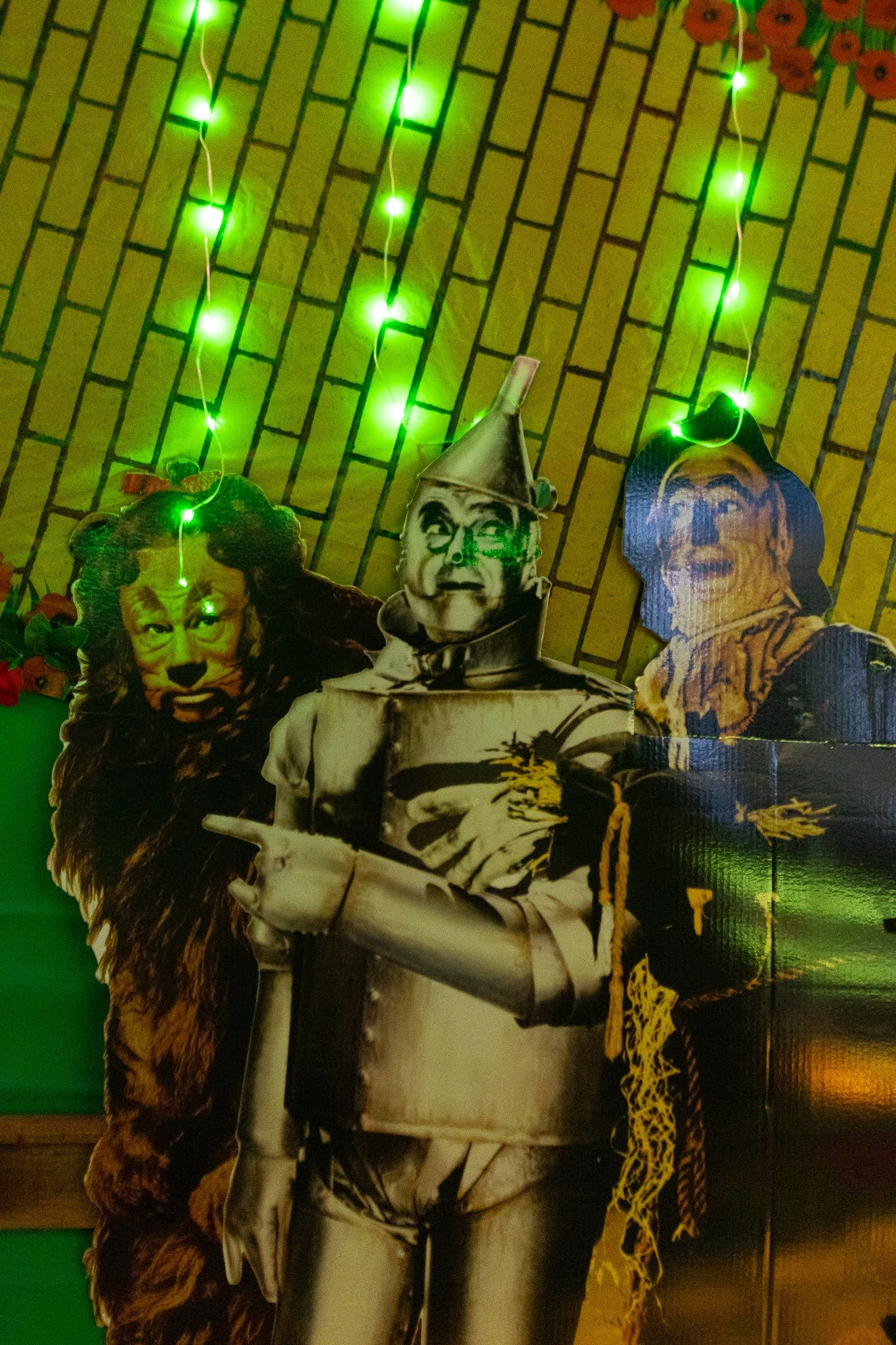 Thriller Menu & WOZ-013.jpg