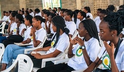 Ggast alumnae return to inspire&amp; guide students through mentorship workshops, empowering them to make informed decisions on their journeys ahead. #AlumnaeGivingBack
#MentorshipWorkshops
#GirlsEducation