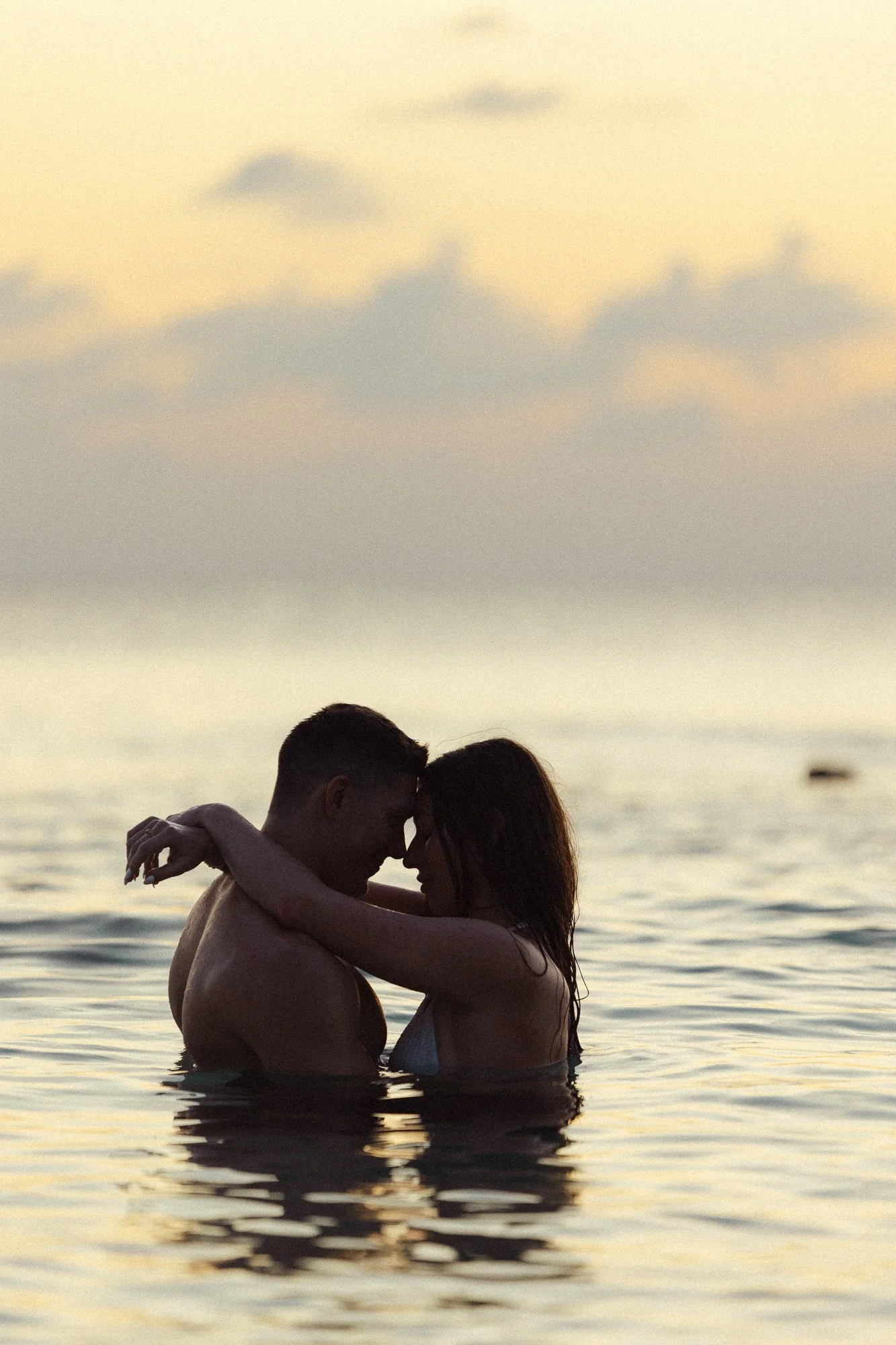 Seven_Mile_Beach_Blue_Hour_Photography_Session-20.jpg