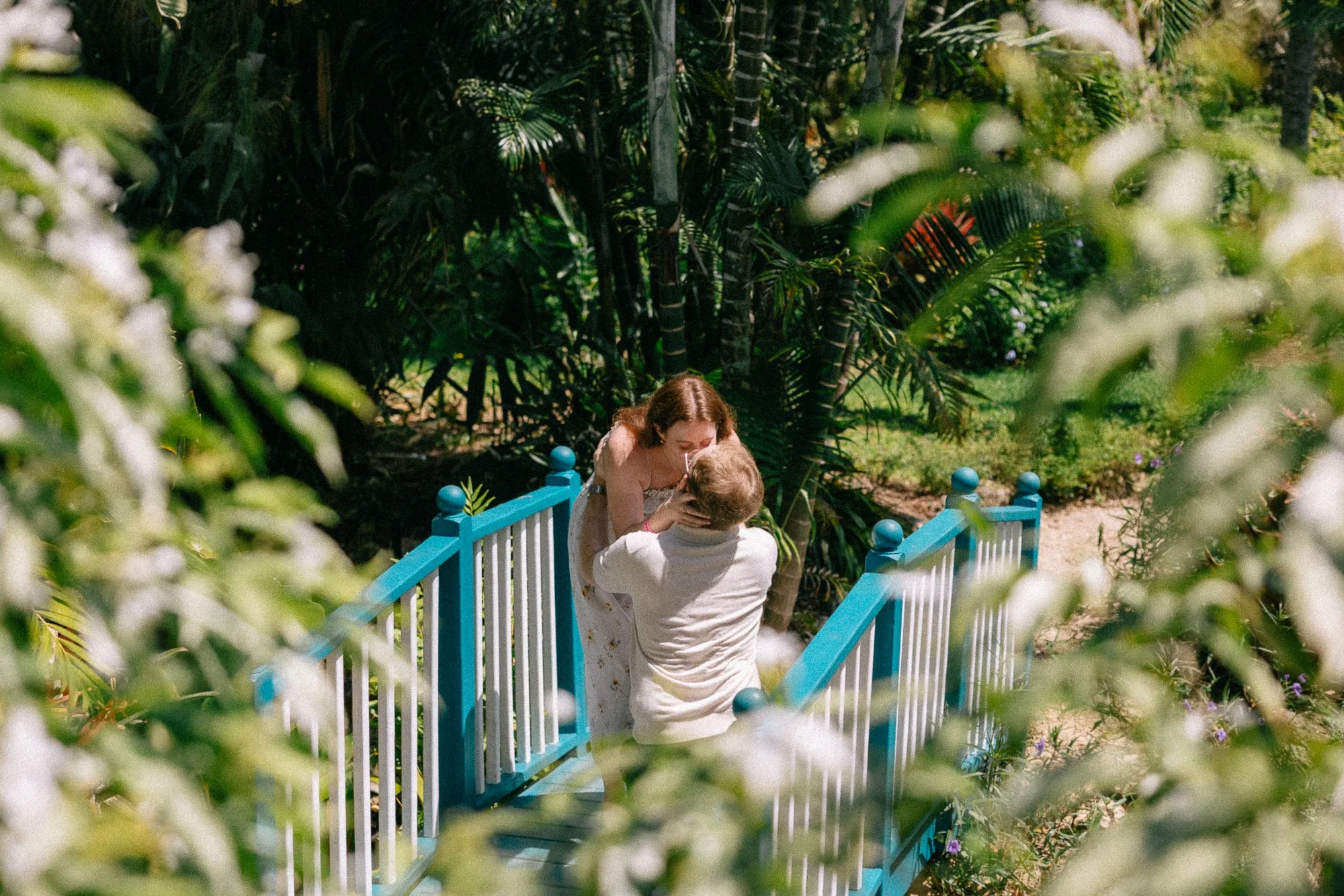 Garden_Locations_In_grand_Cayman_for_a_taylor_swift_inspired_engagement-3.jpg