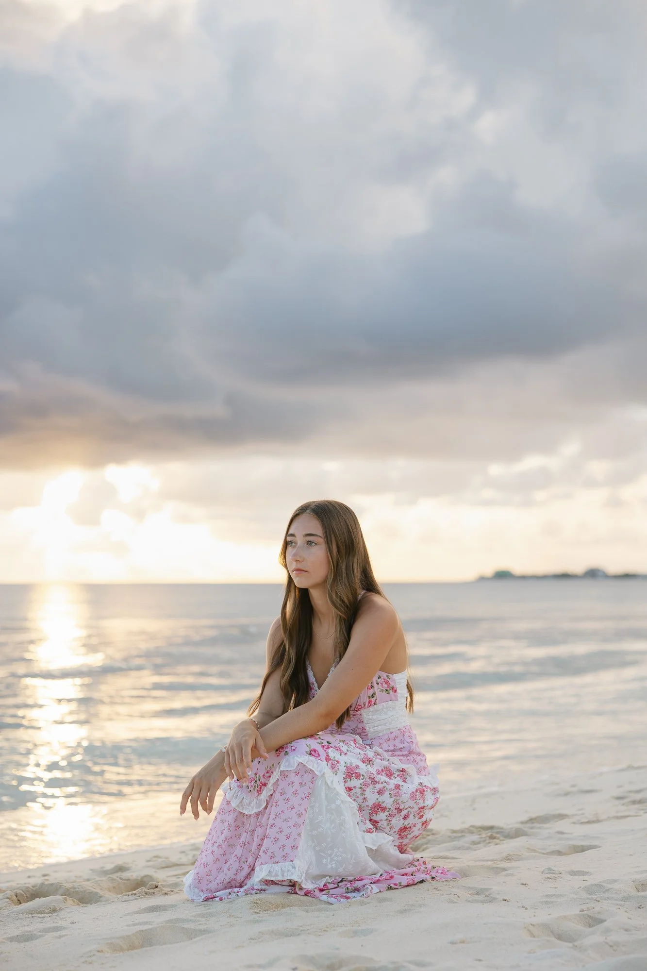 senior-photos-at-the-kimpton-seafire-grand-cayman-08.jpg