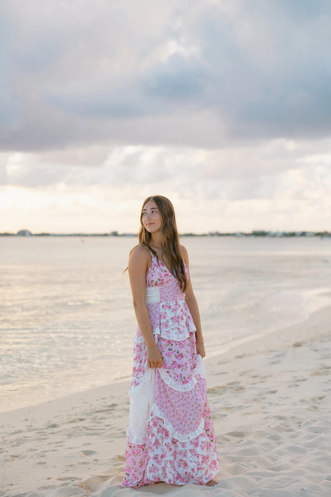 senior-photos-at-the-kimpton-seafire-grand-cayman-07.jpg