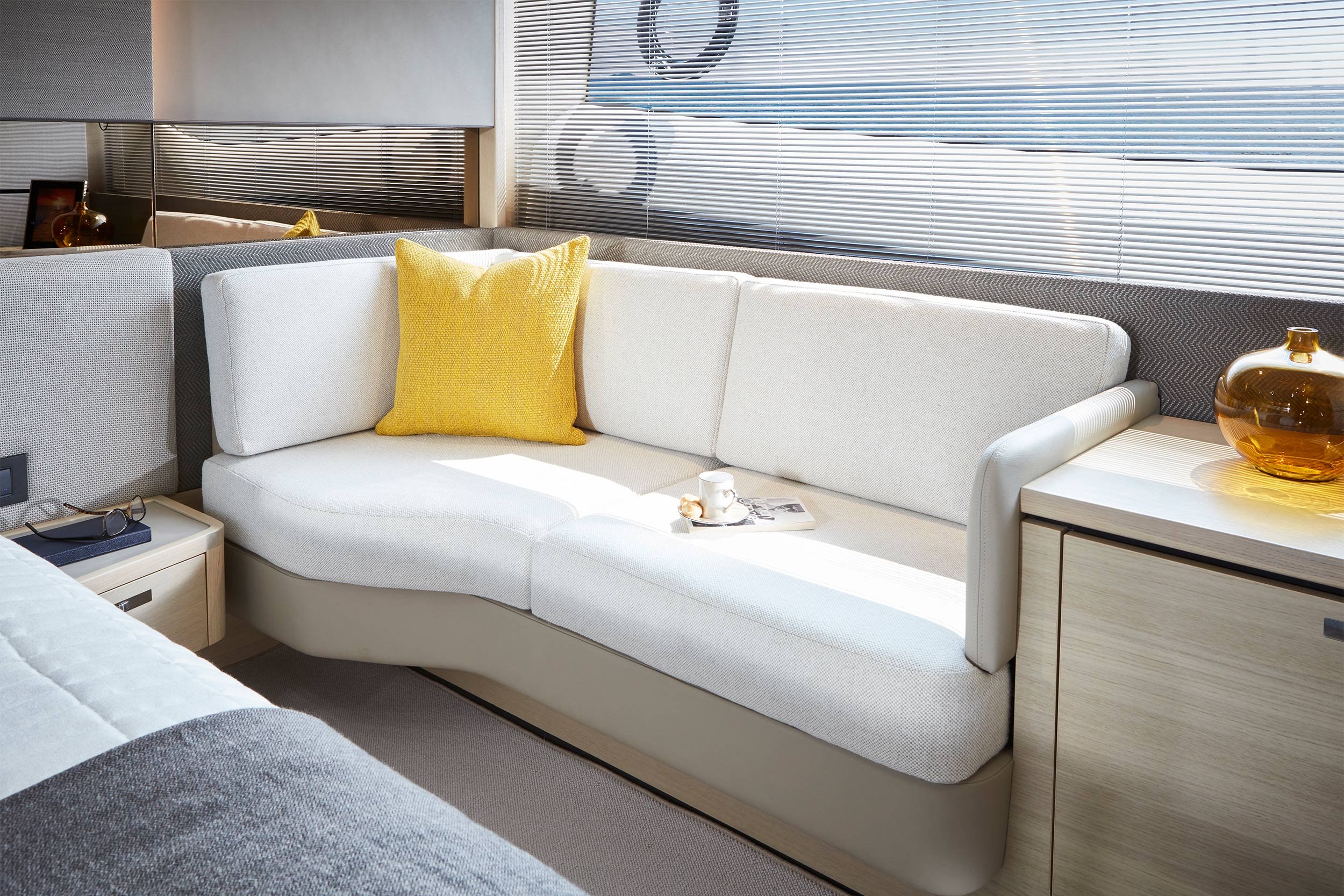 Princess_Yachts_Australia_V60_Sofa_1.jpg