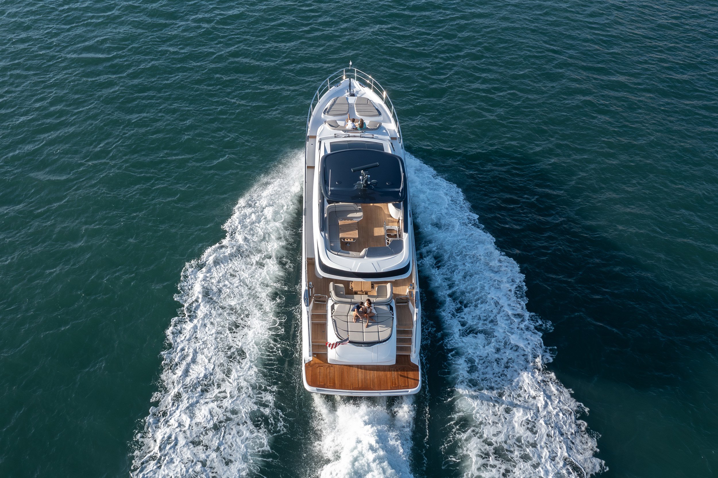 Princess_Yachts_S72_Exterior_5.jpg