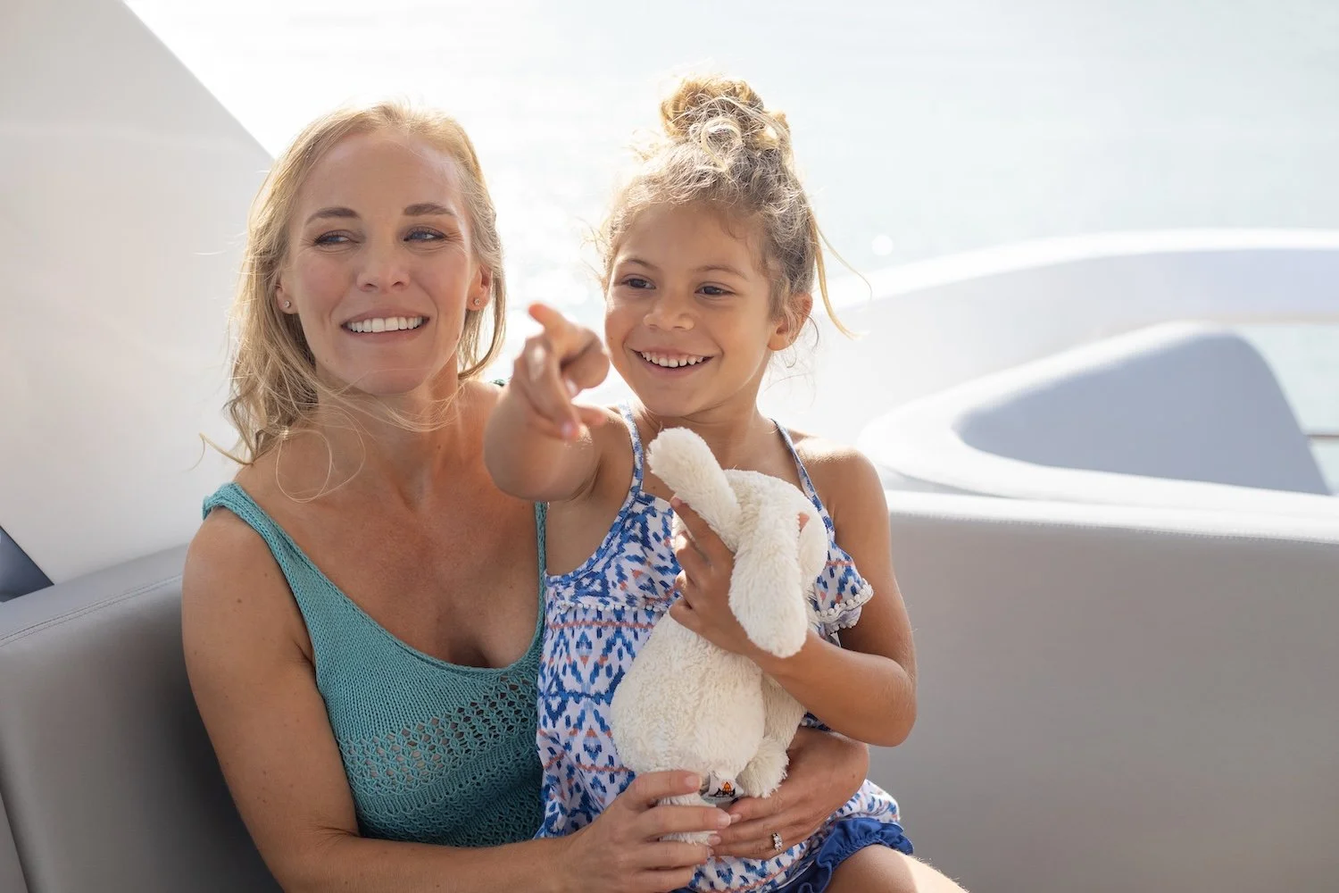 Princess_Yachts_F65-lifestyle-shot-4.jpg