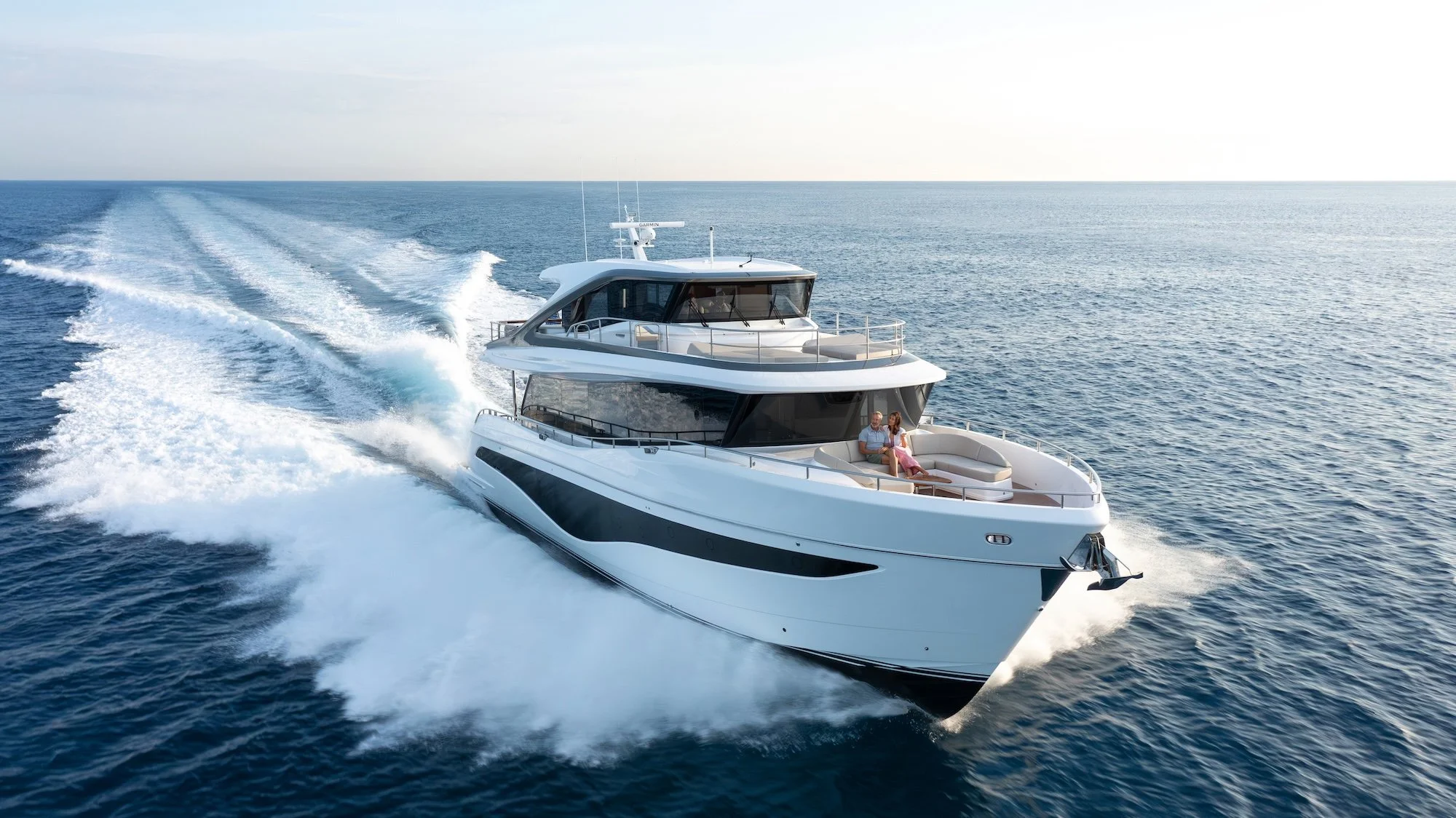 Princess_Yachts_X80-exterior-lifestyle-2.jpg
