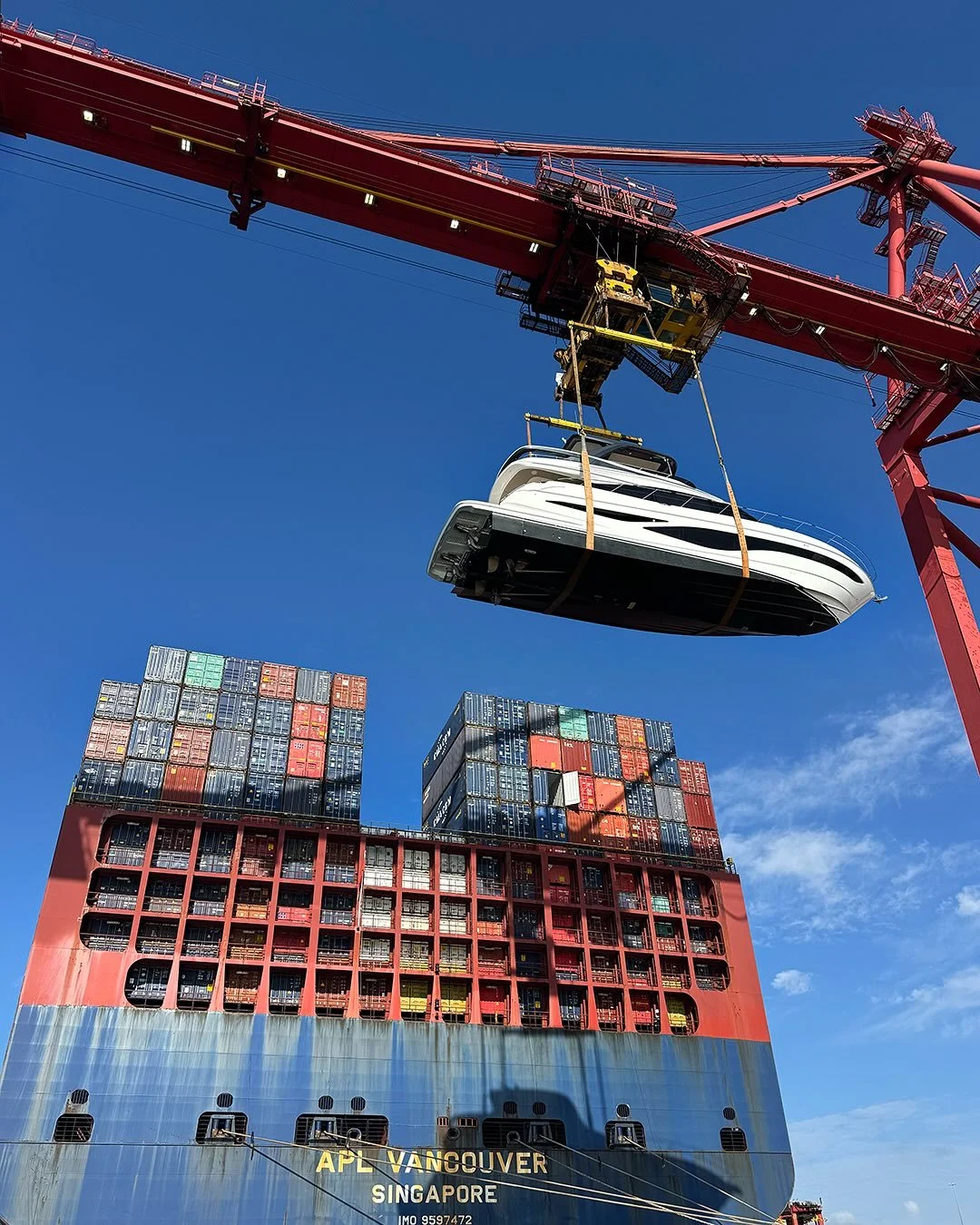 The all-new Princess F65 arriving in Australia ahead of its southern hemisphere debut at the Sydney International On-Water Boat Show, 13-16 November. Don&rsquo;t miss your chance to be among the first to step aboard. 😃⚓️

#PrincessYachts #Distinctio