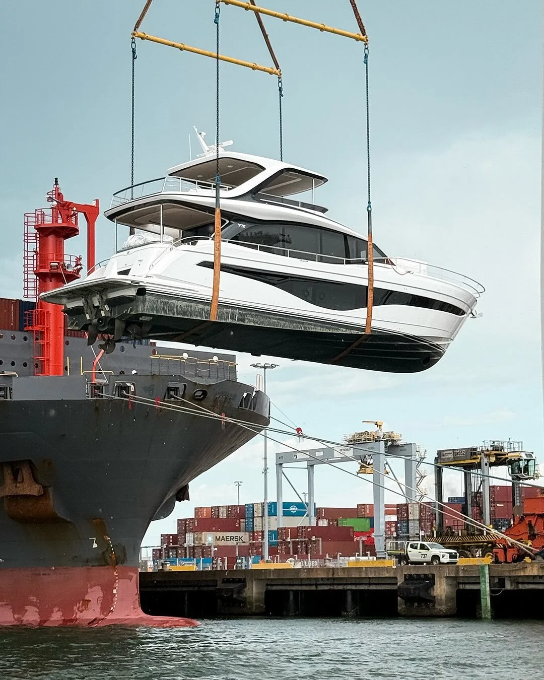✨ANOTHER NEW PRINCESS ARRIVAL! ✨

This stunning Princess Y72 being unloaded in Brisbane, ready for a pre-Christmas delivery. Summer is calling and a world of adventure awaits the new owners! 😀⚓️☀

#PrincessYachts #DistinctionInDetail #PrincessY72