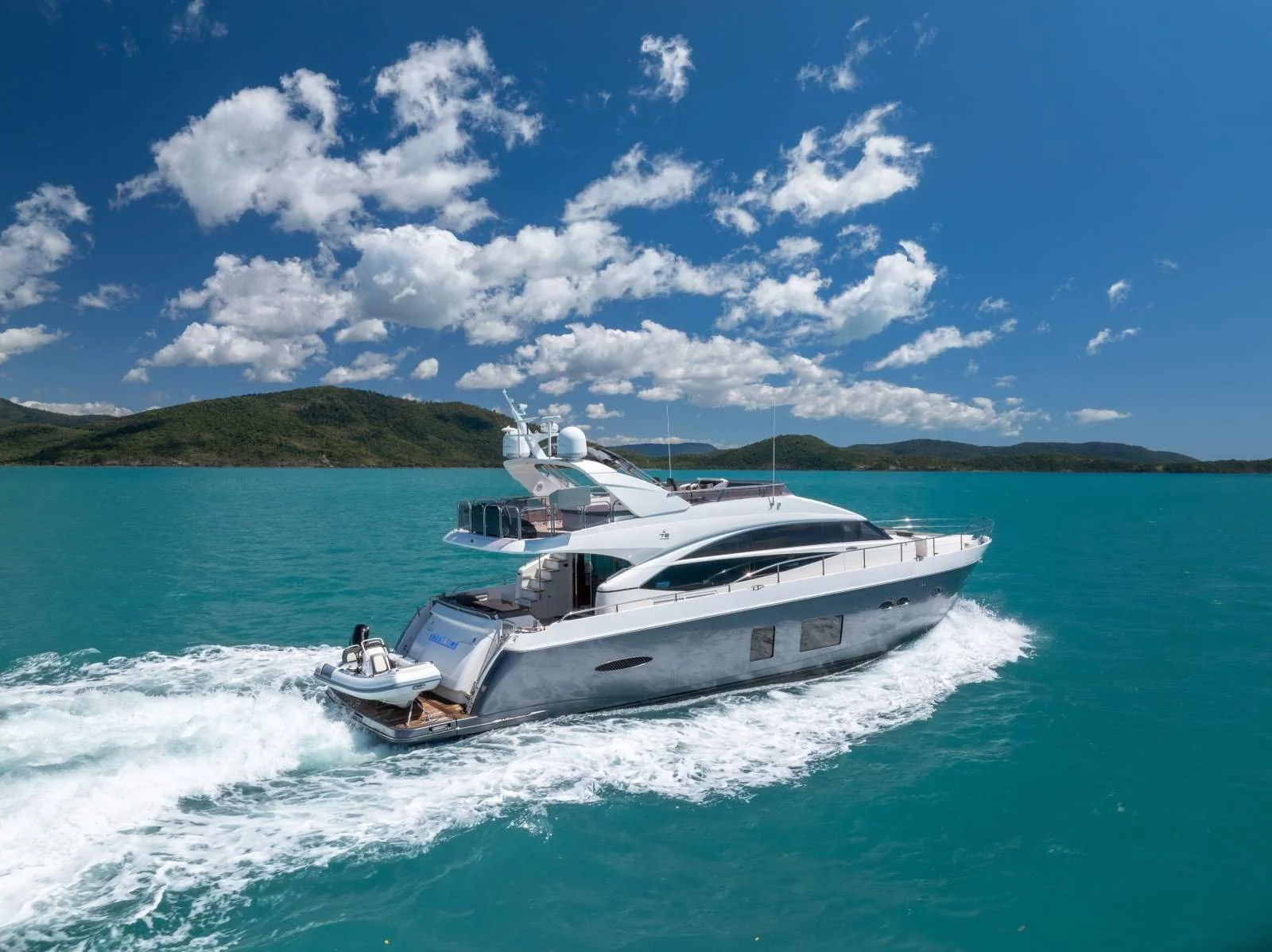 2014_Princess_P72_3.jpg