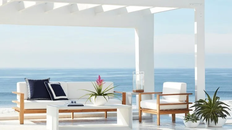 Transforming Spaces with Love: 5 Heartfelt Mother's Day Home Staging Ideas for the Mom Who Infuses Every House with Warmth