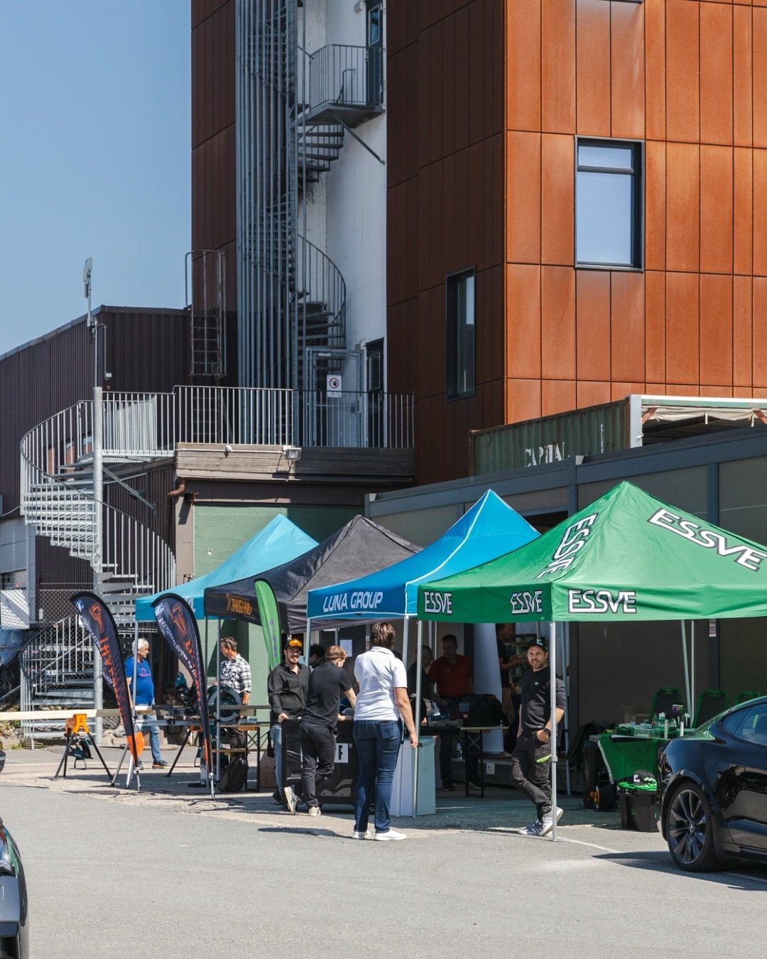 Visste du at du kan arrangere messe p&aring; T&aring;rnet? V&aring;r store T&aring;rnterasse med pergola har god plass til blant annet fagmesser, bransjetreff og produktvisninger. Med taket &aring;pent eller lukket - her f&aring;r du naturlig lys og 