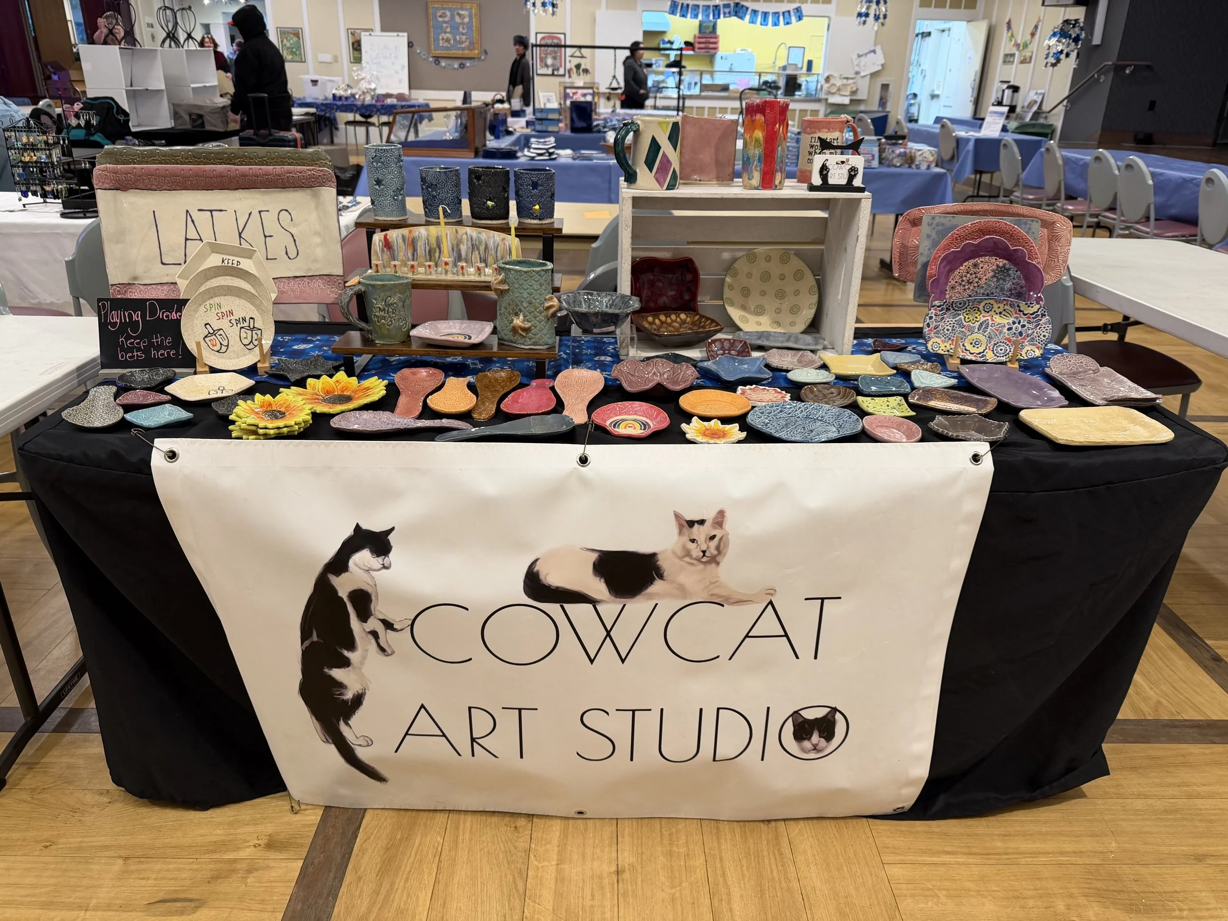 Am Tikvah Holiday Boutique, December 2025 - San Francisco, California