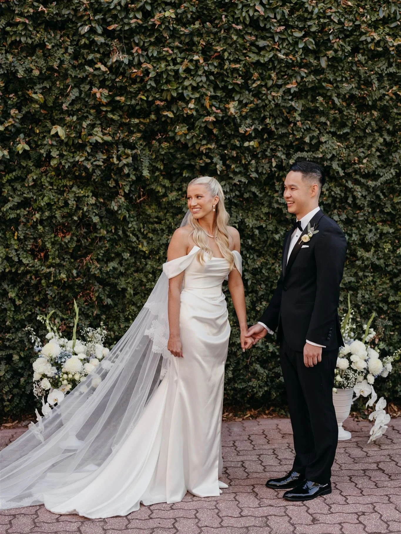 I don&rsquo;t think I could ever get enough of these two and their photos!! E &amp; R did their day perfectly, beautiful venue for an afternoon of sunshine, love and cocktails. 

♡ Photos @amandaalessiphotography 
♡ Venue @butler_lane 
♡ Celebrant @l