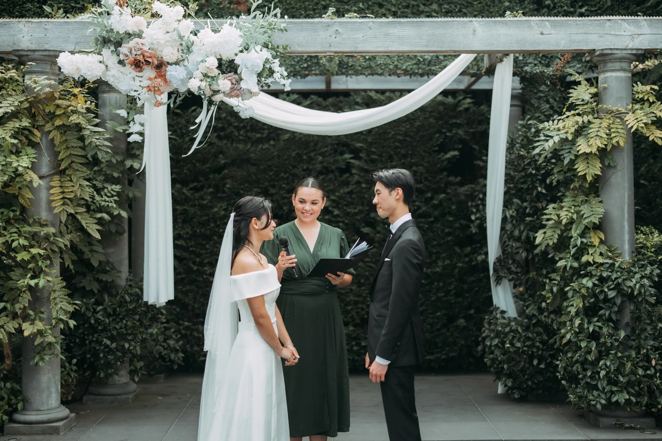 A year of these two, and what a day it was to celebrate their big day. A year on and I&rsquo;m still thinking about their midday Monday wedding with the most amazing vibes 🤍

♡ Photographer @stephenyauweddings 
♡ Venue @quatquatta 
♡ Celebrant and M