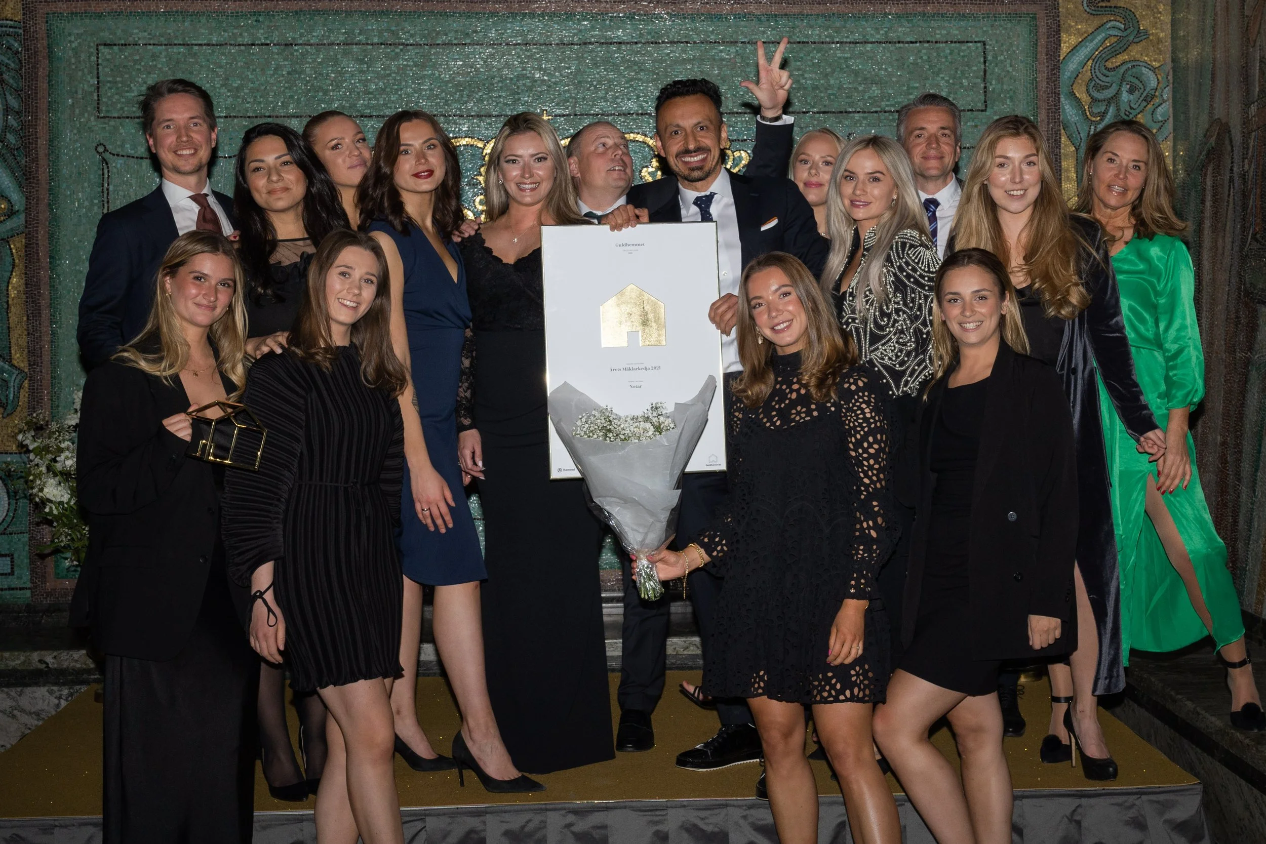 Årets Mäklarkedja Notar.jpg