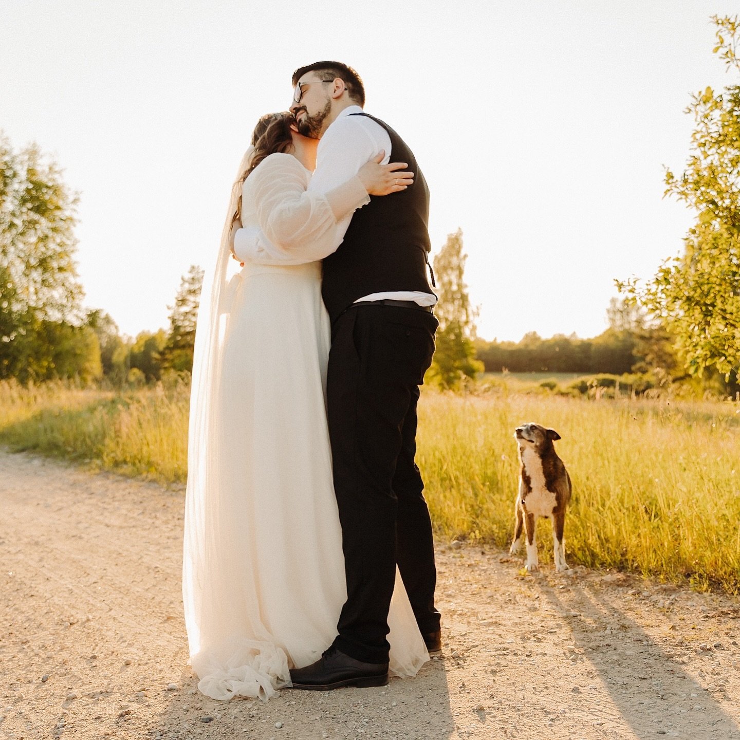 Find someone in your life who looks at you the way this dog does. 😍