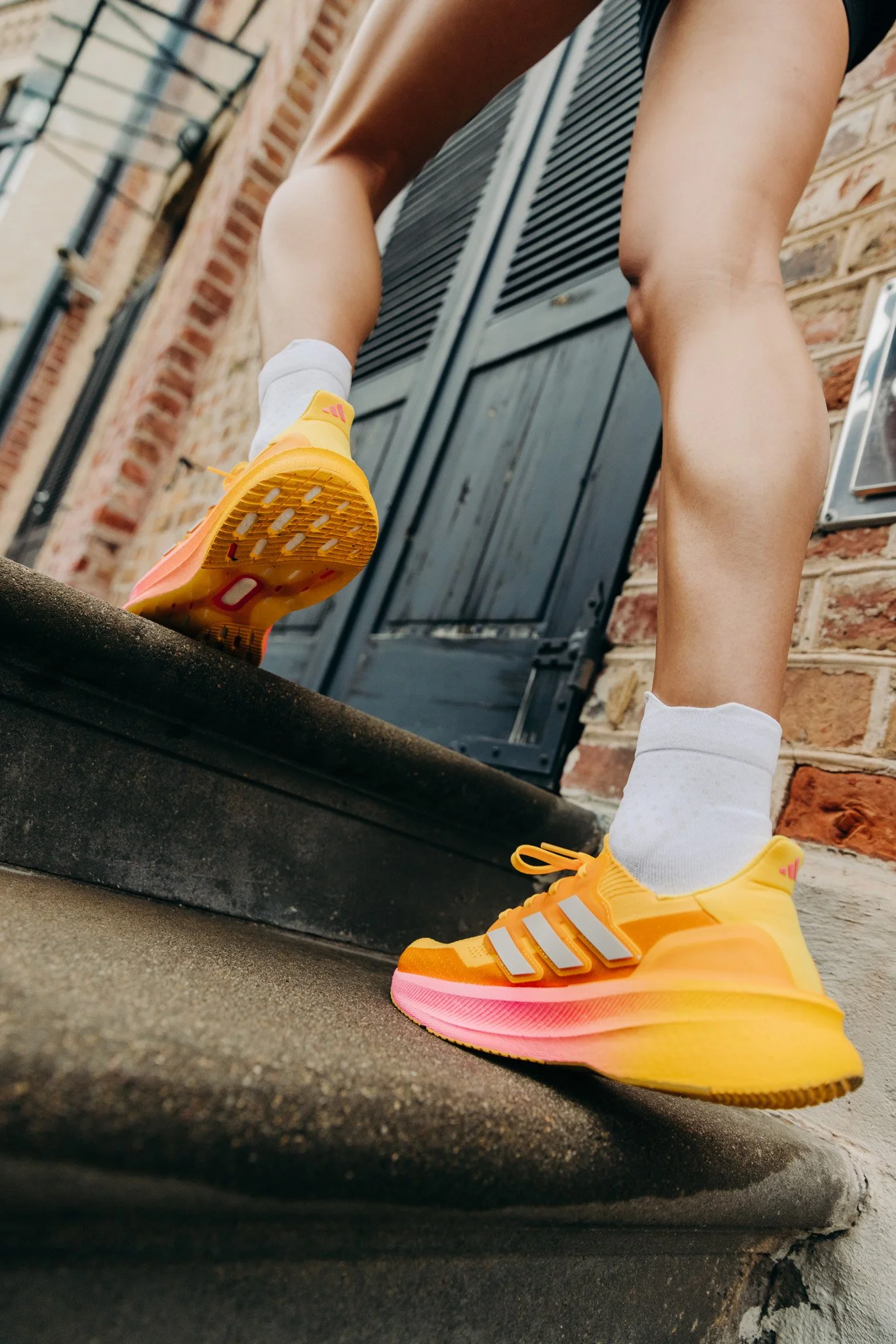 reklamas-sporta-fotosesija-skriesana-running-photoshoot-sports-27197.jpg